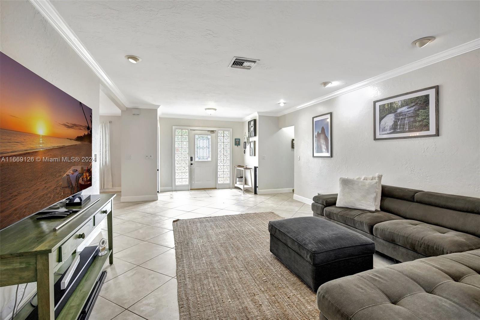 1491 SW 70th Ter