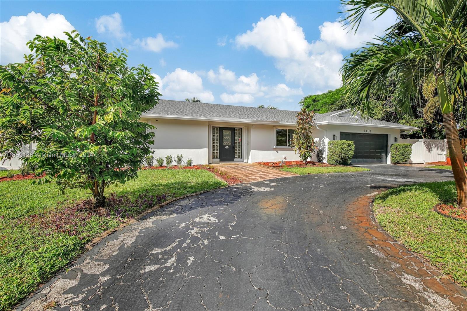 1491 SW 70th Ter