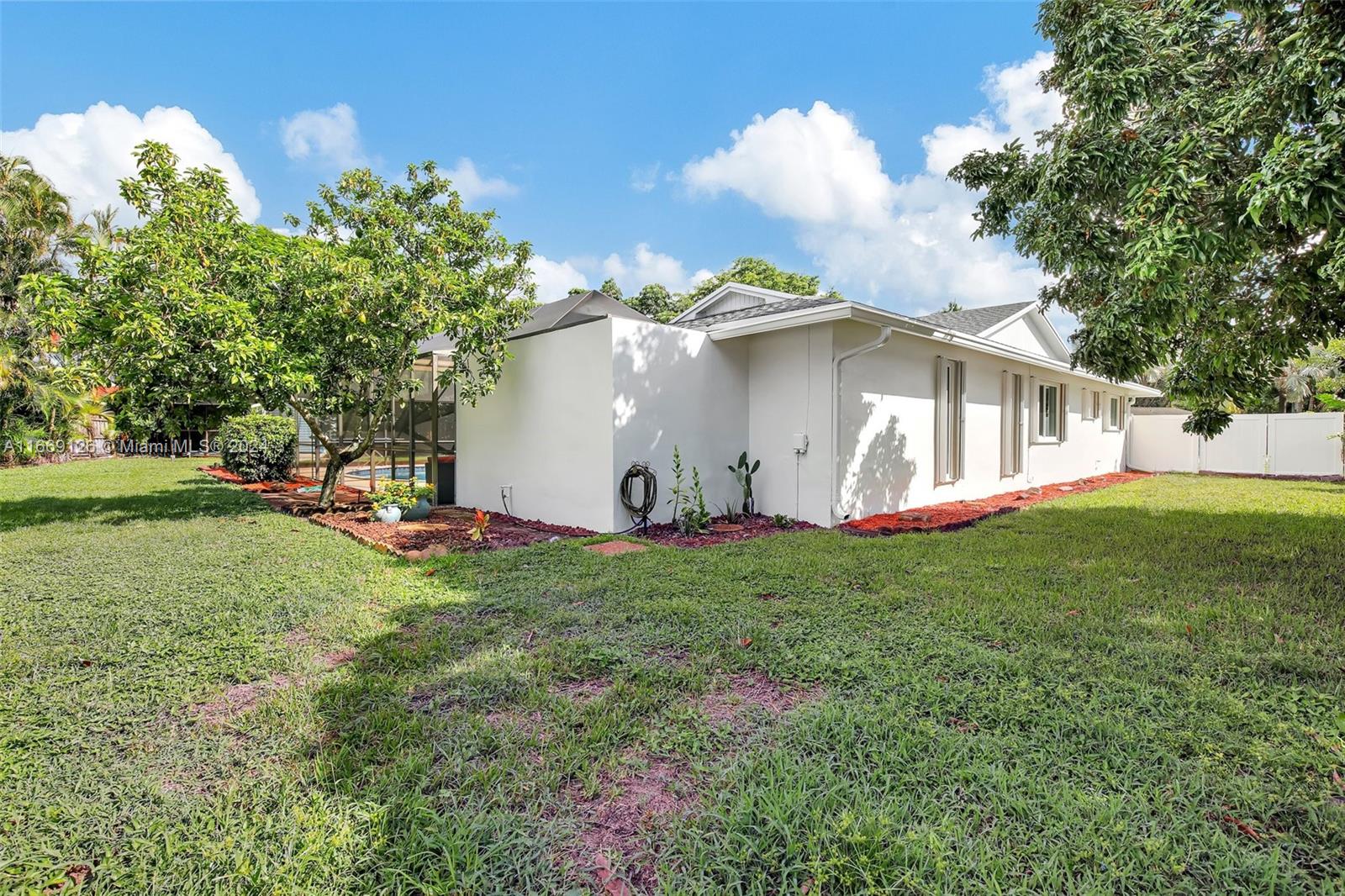 1491 SW 70th Ter