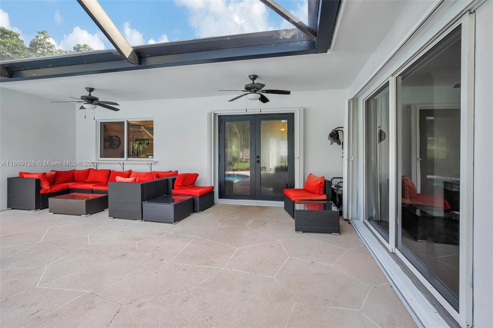 1491 SW 70th Ter