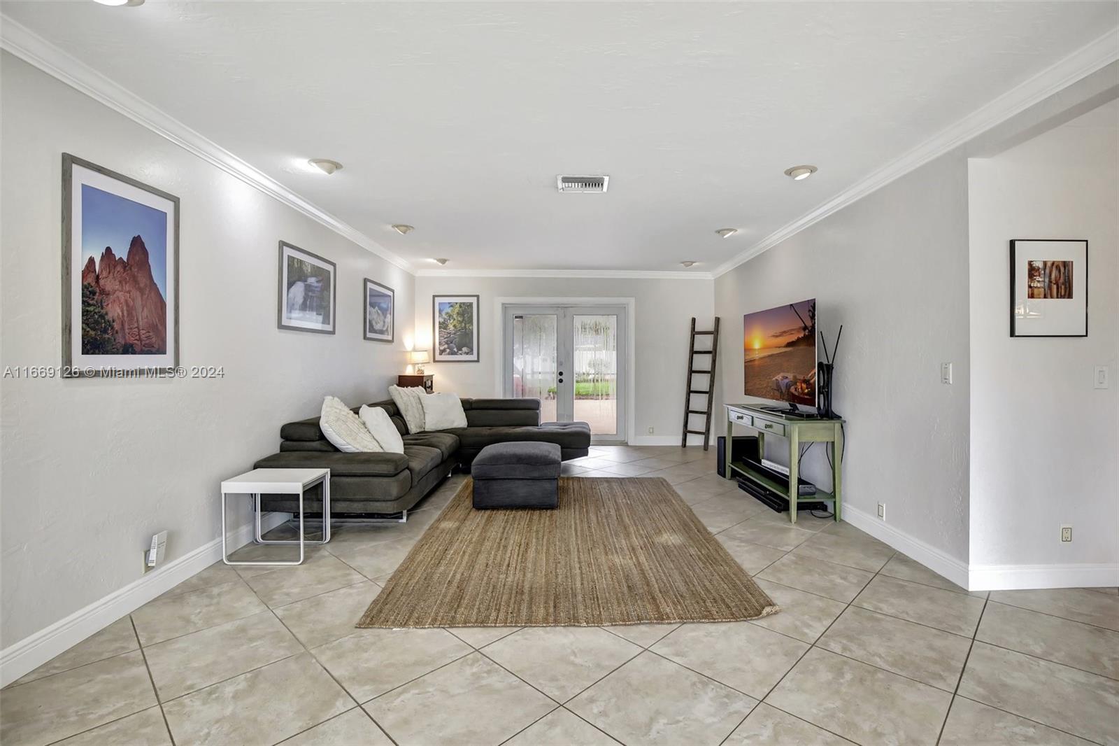 1491 SW 70th Ter