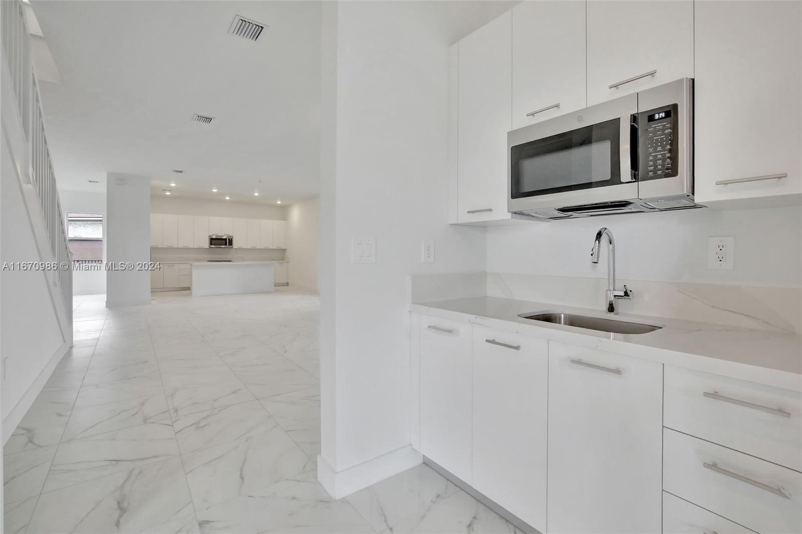 4440 SW 122nd Way