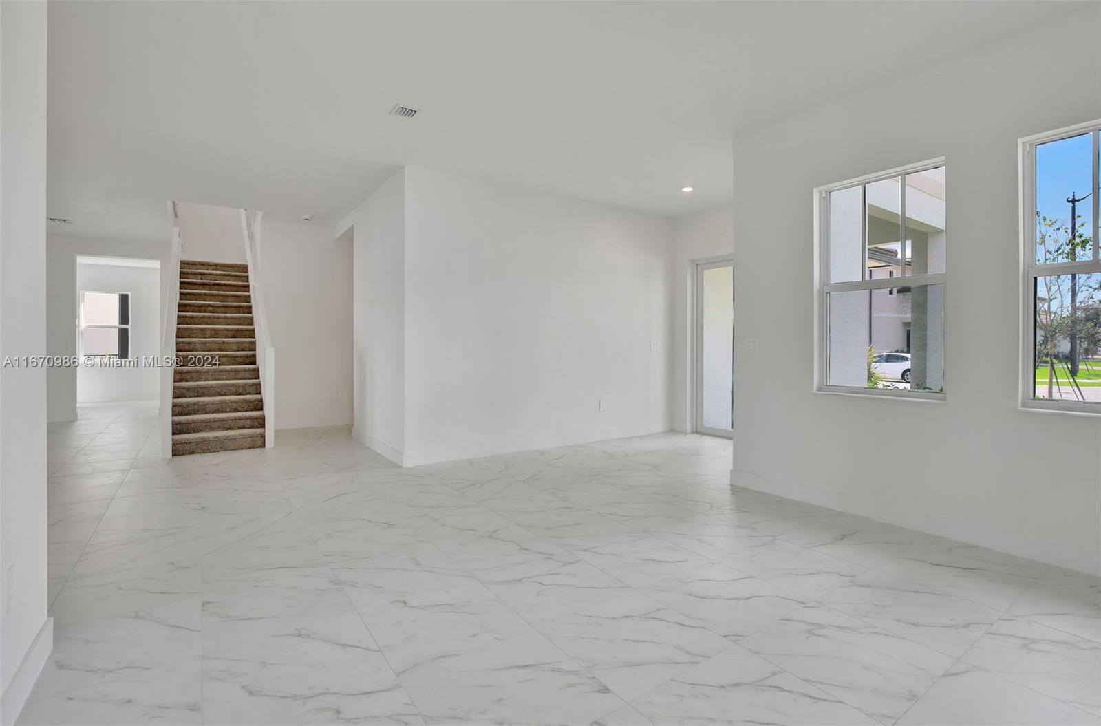 4440 SW 122nd Way