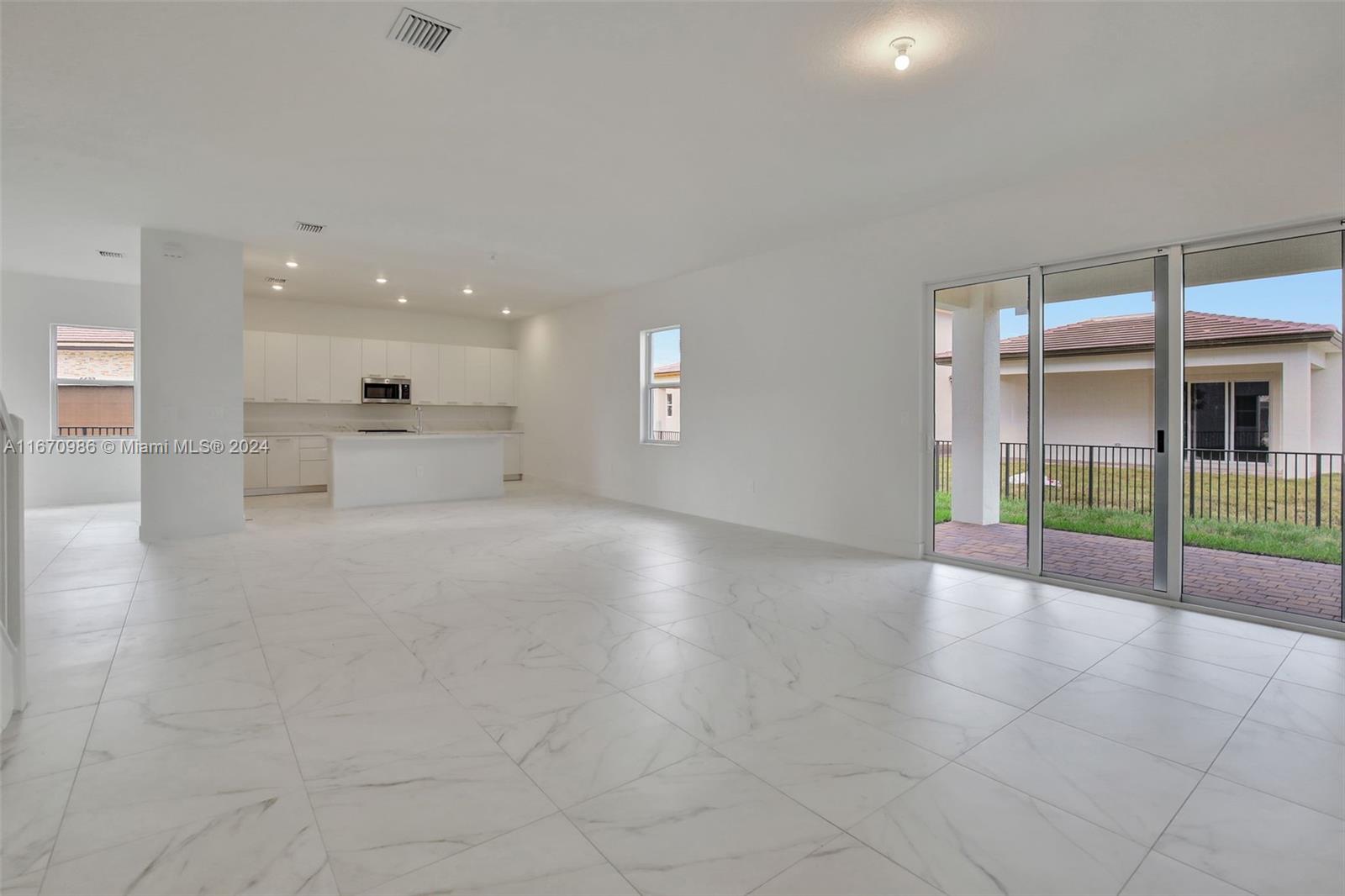 4440 SW 122nd Way