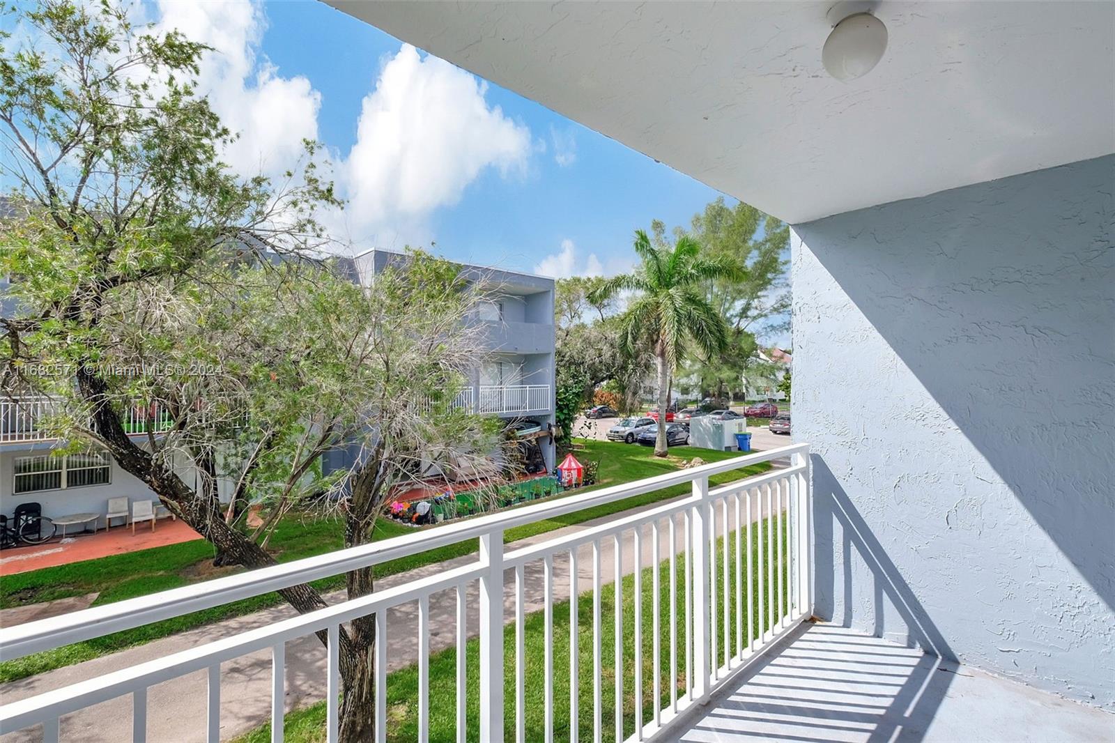 9373 Fontainebleau Blvd # K215