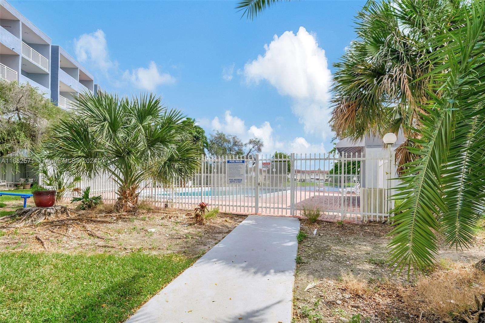 9373 Fontainebleau Blvd # K215