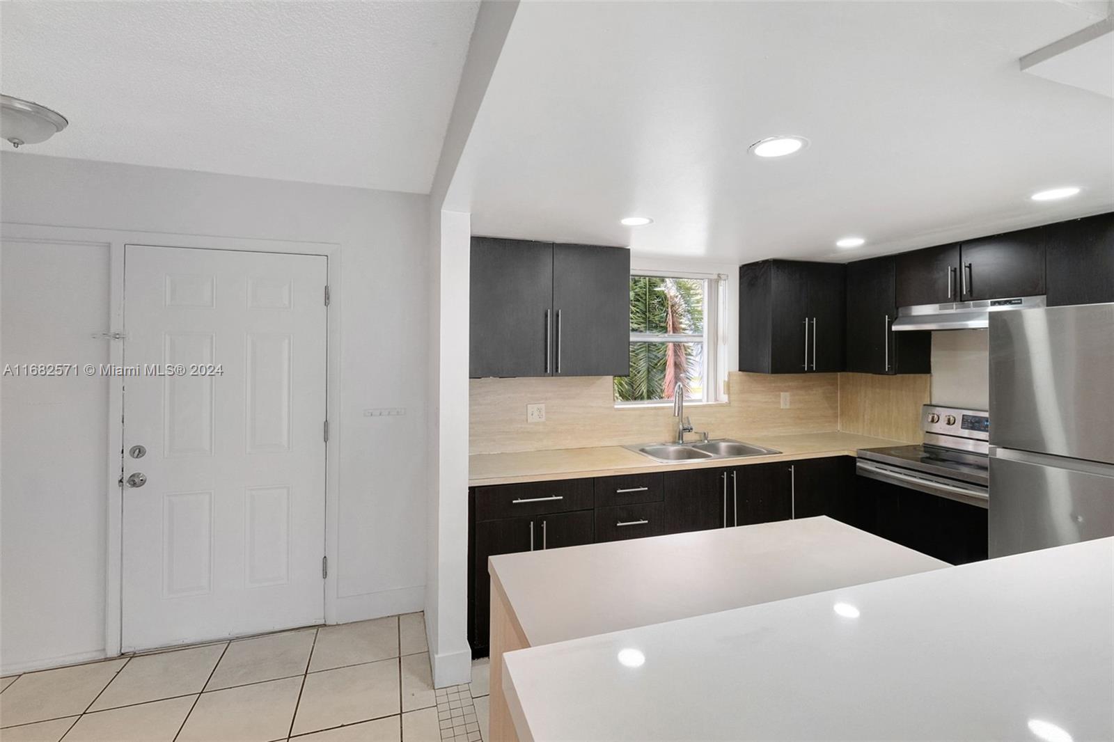 9373 Fontainebleau Blvd # K215