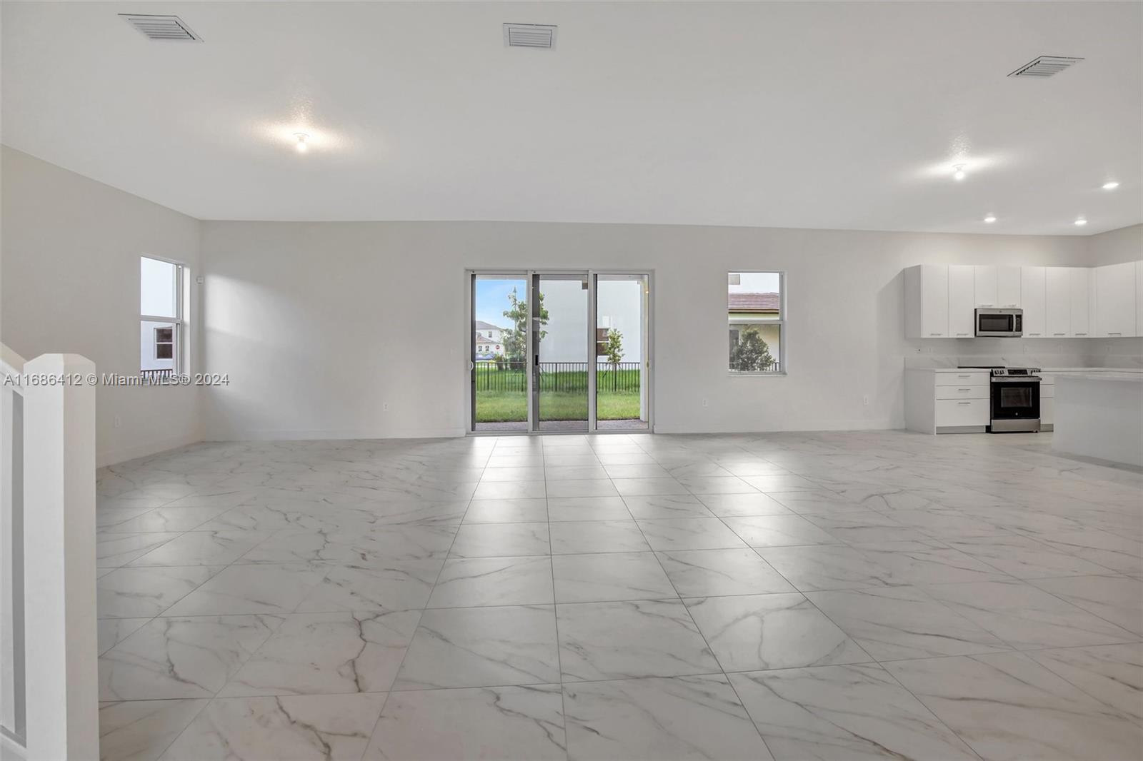12306 SW 43rd Court