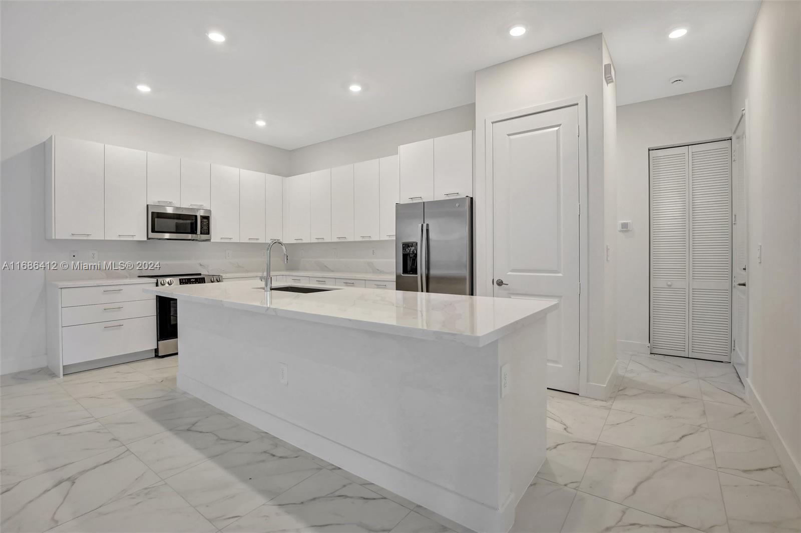 12306 SW 43rd Court