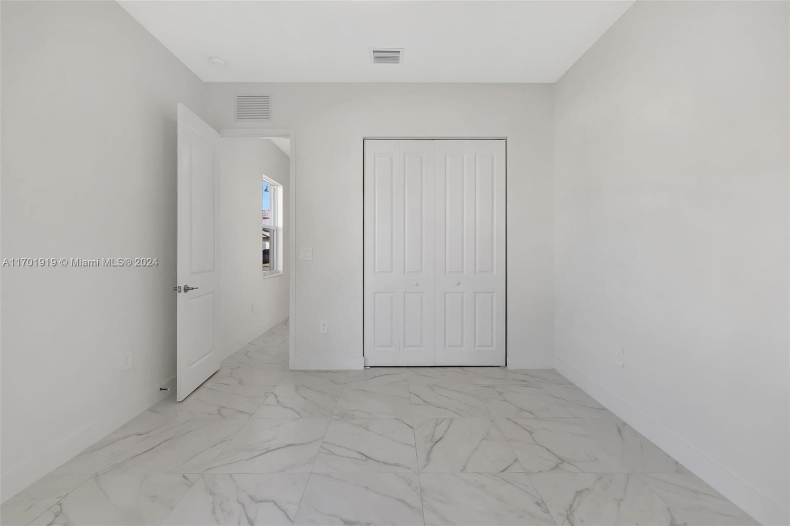 4393 SW 122nd Ter
