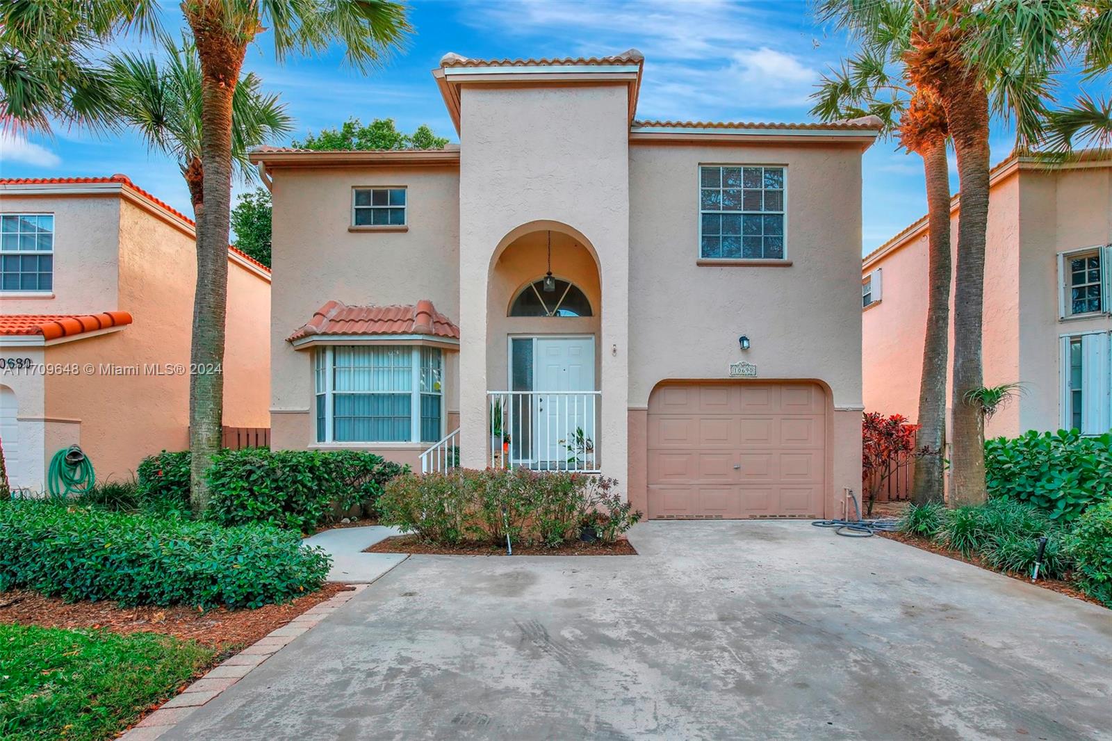 10690 NW 12th Dr