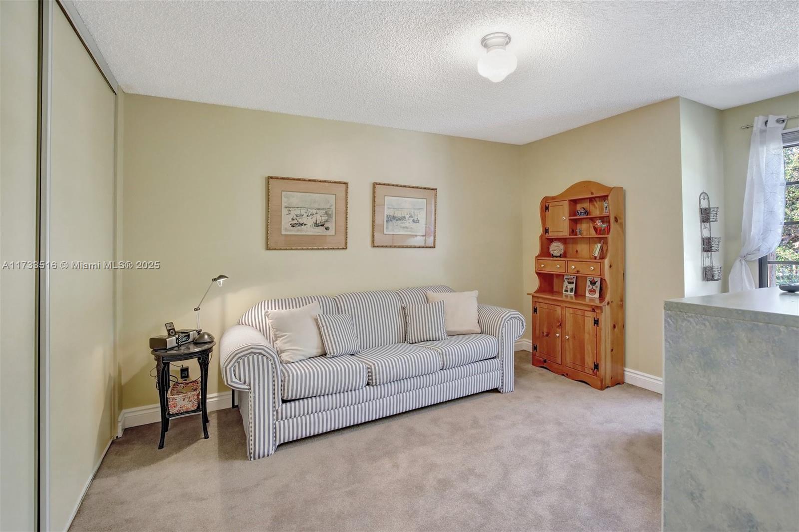 10410 NW 14th St