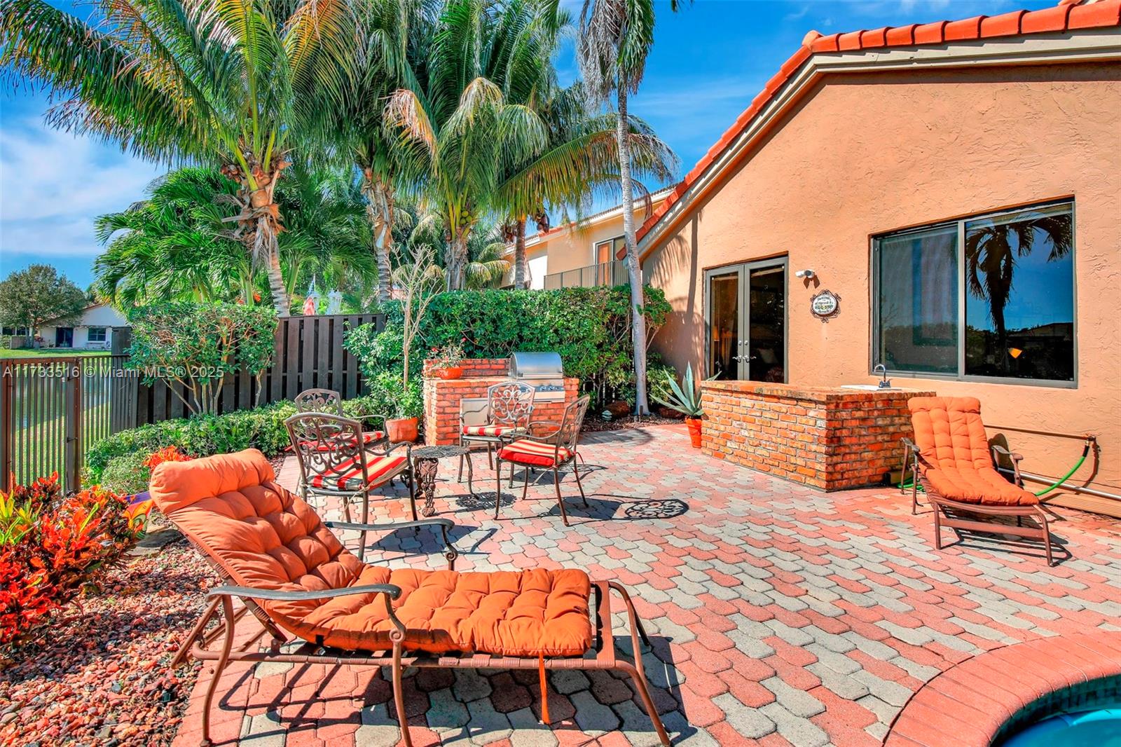 10410 NW 14th St