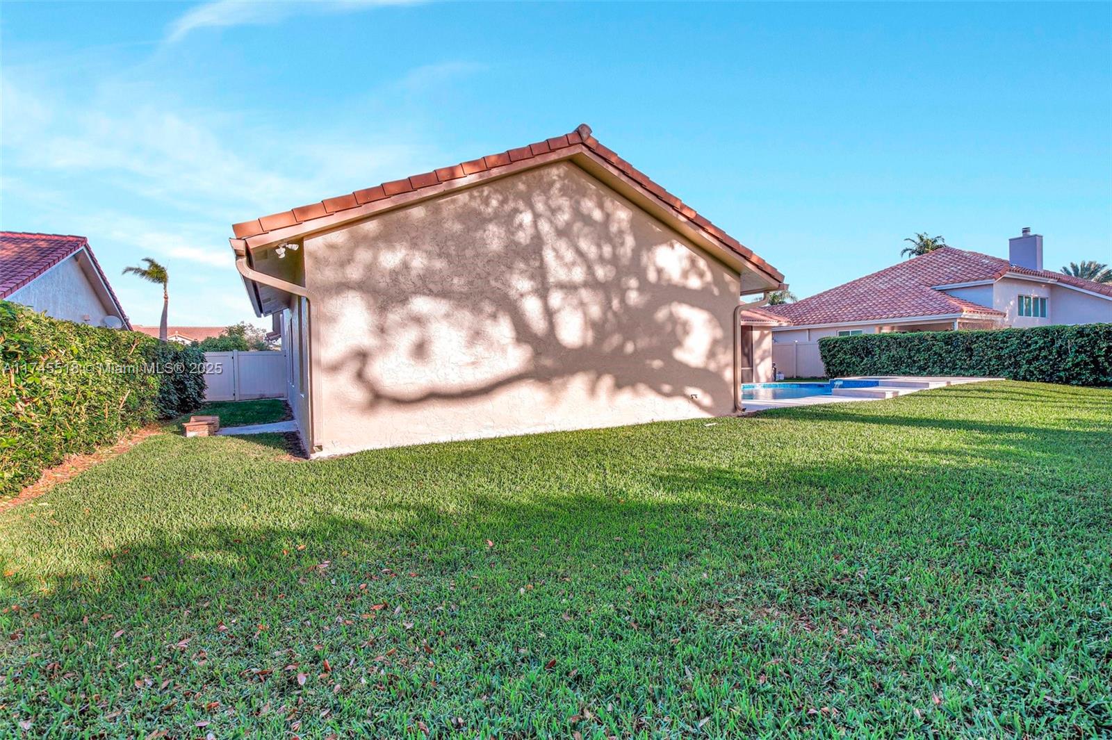 1231 NW 101st Way
