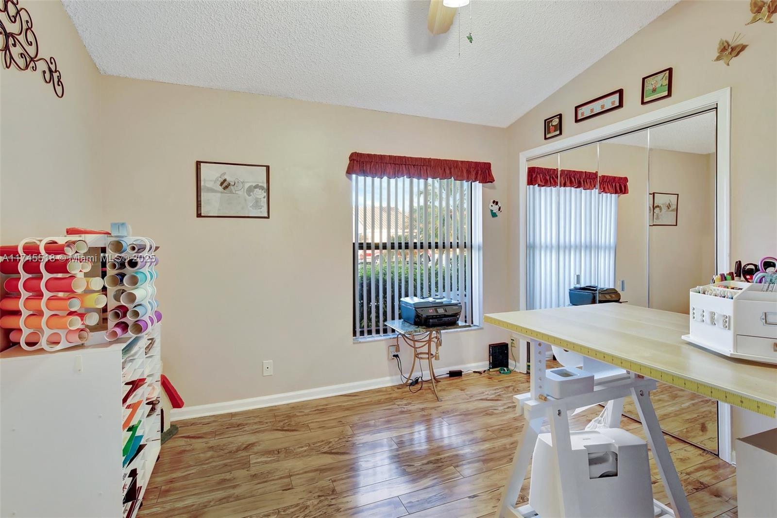 1231 NW 101st Way
