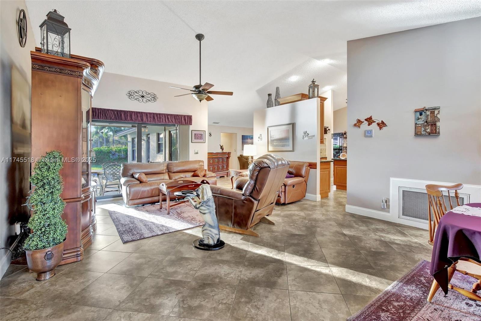 1231 NW 101st Way