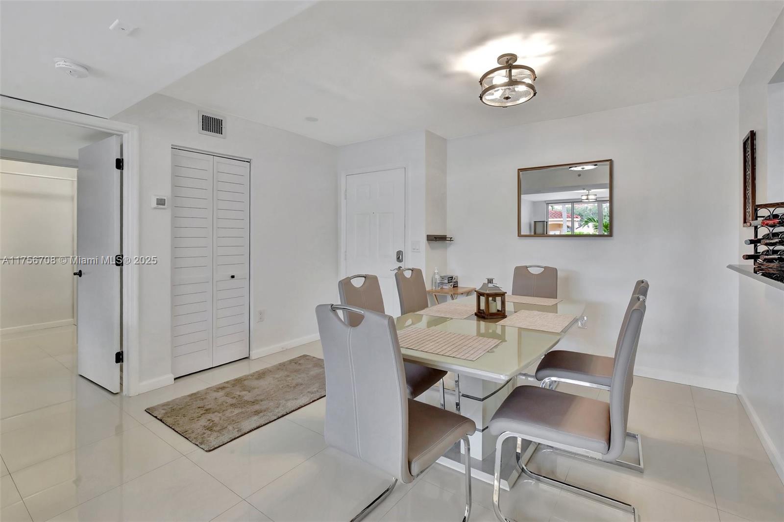 2711 Ocean Club Blvd # 107