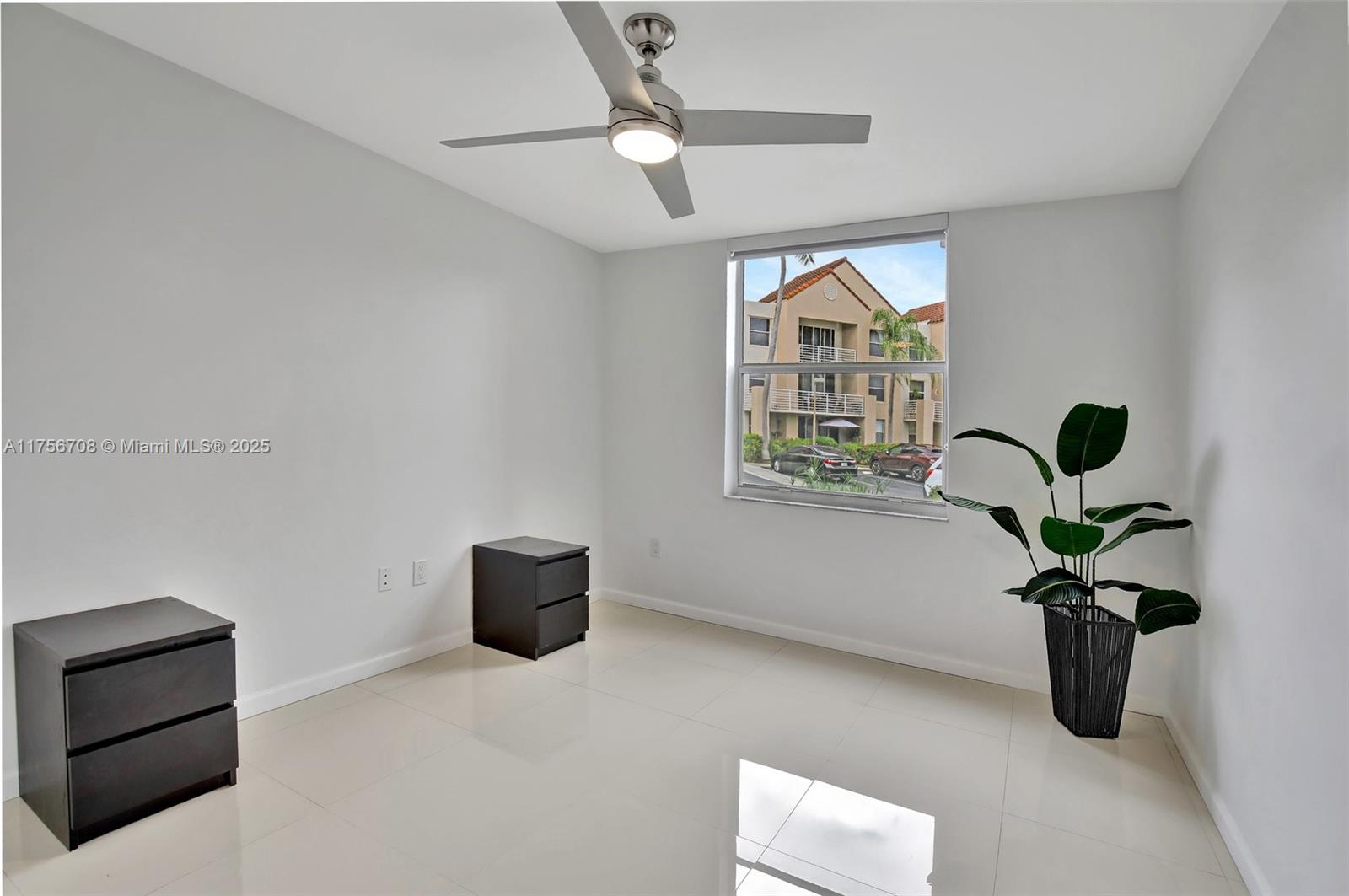 2711 Ocean Club Blvd # 107