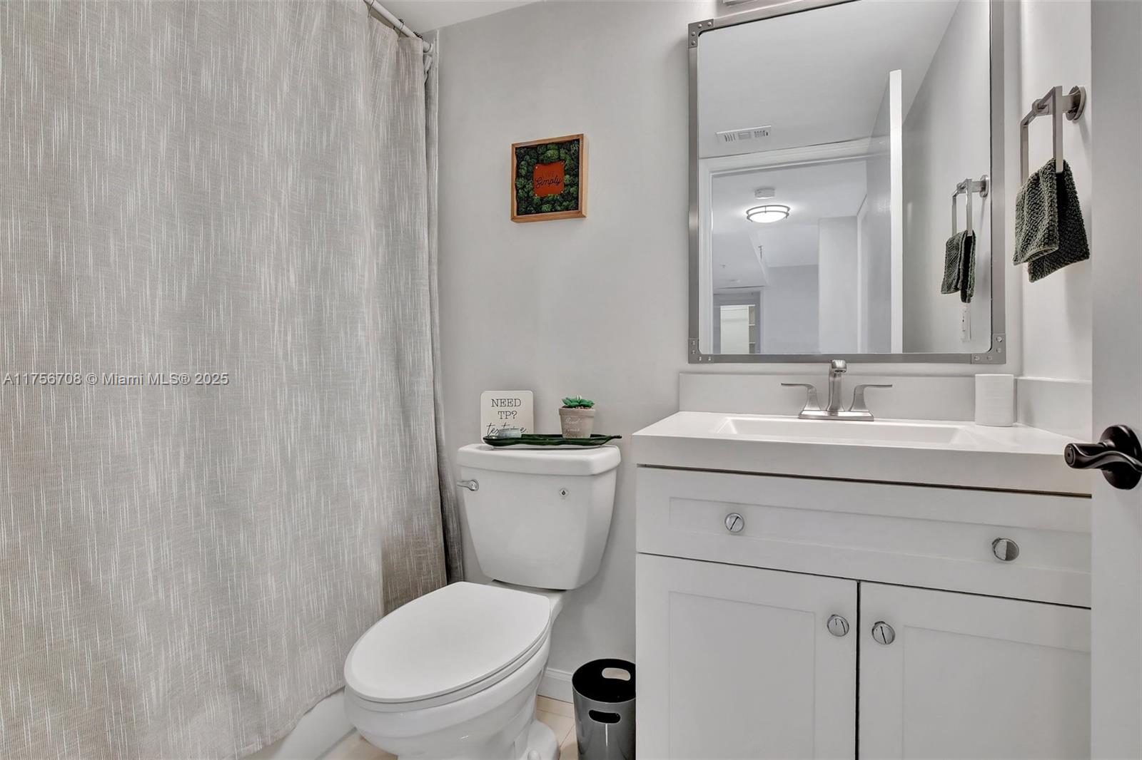 2711 Ocean Club Blvd # 107