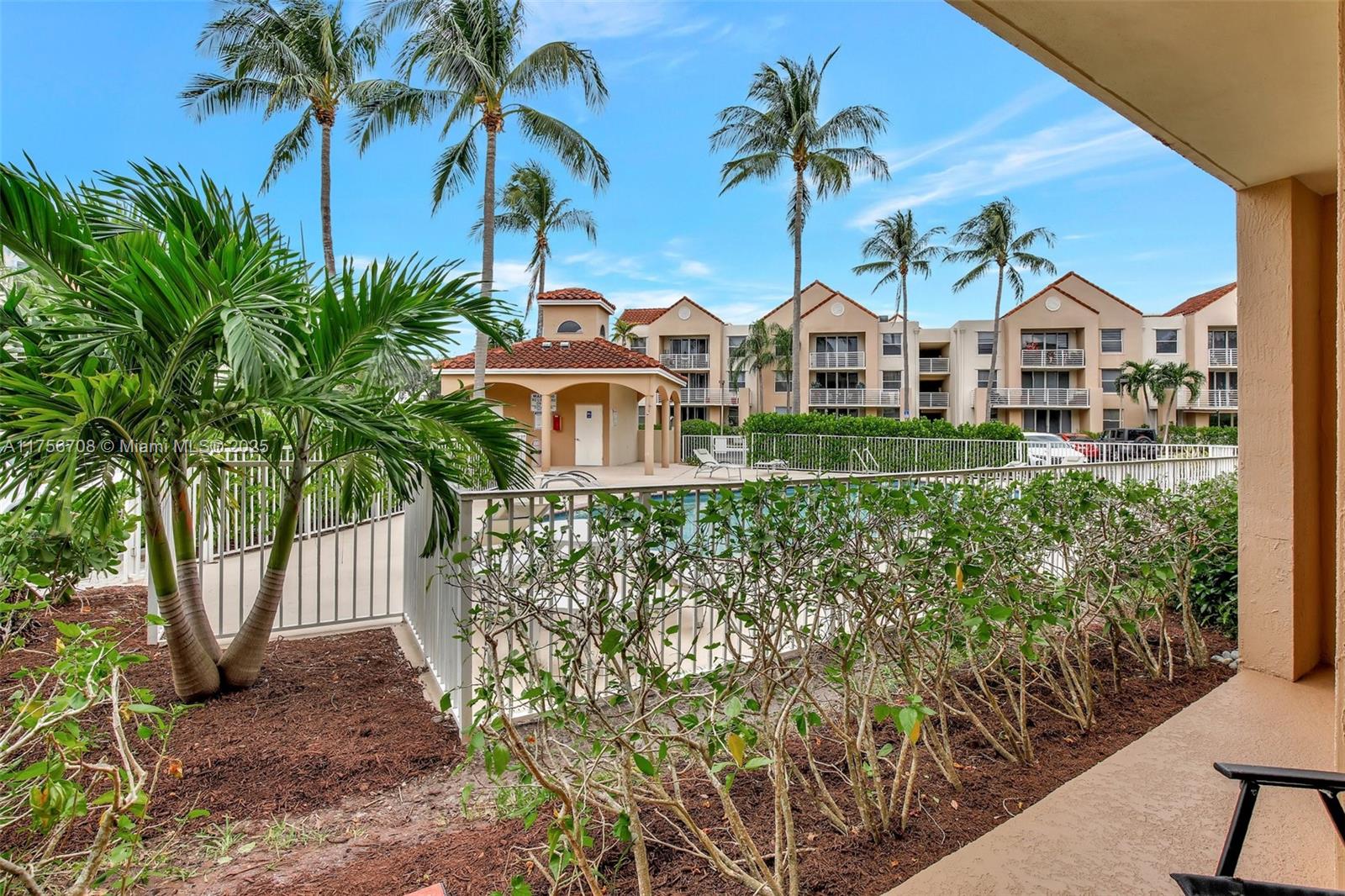 2711 Ocean Club Blvd # 107