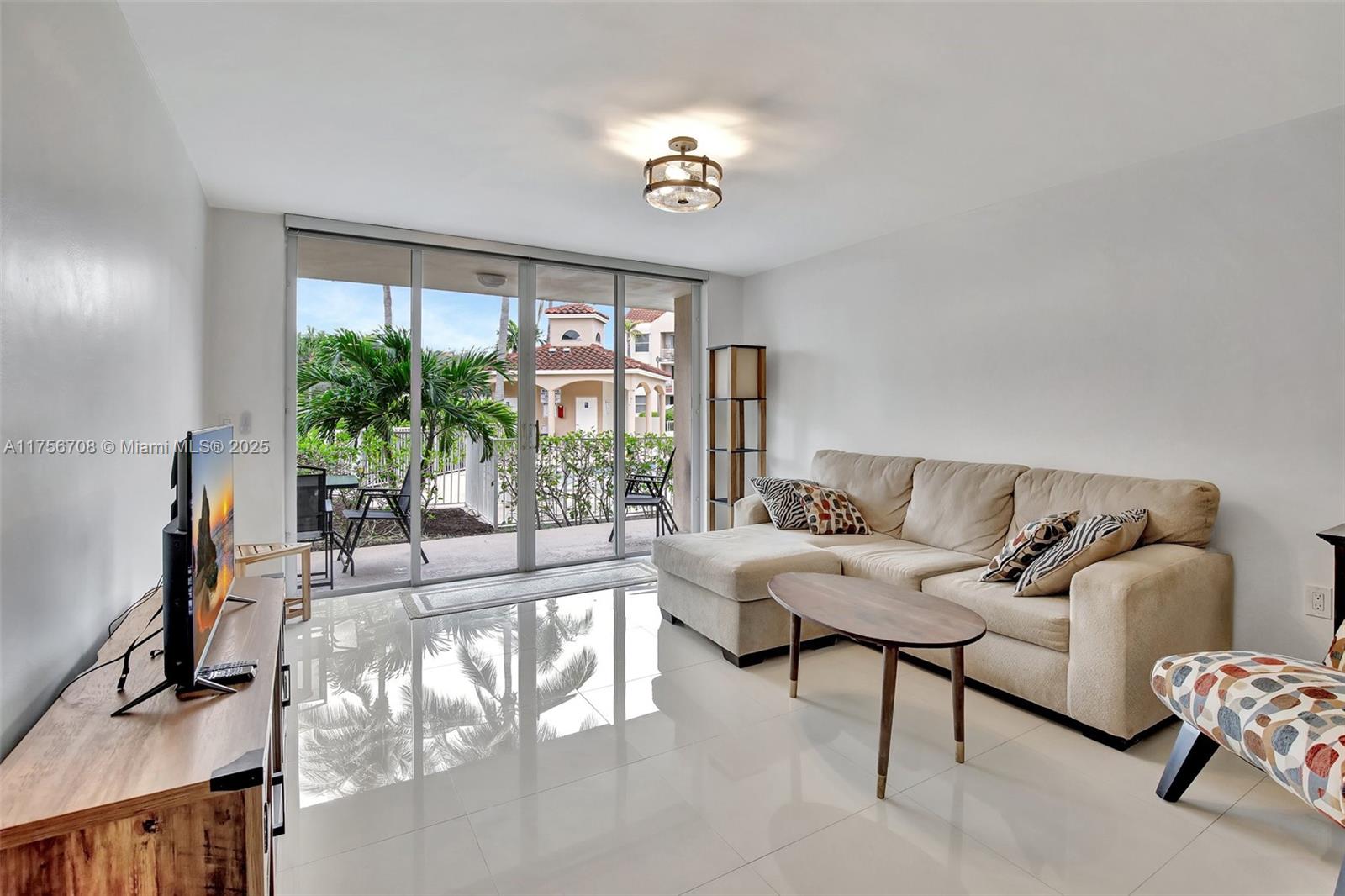 2711 Ocean Club Blvd # 107