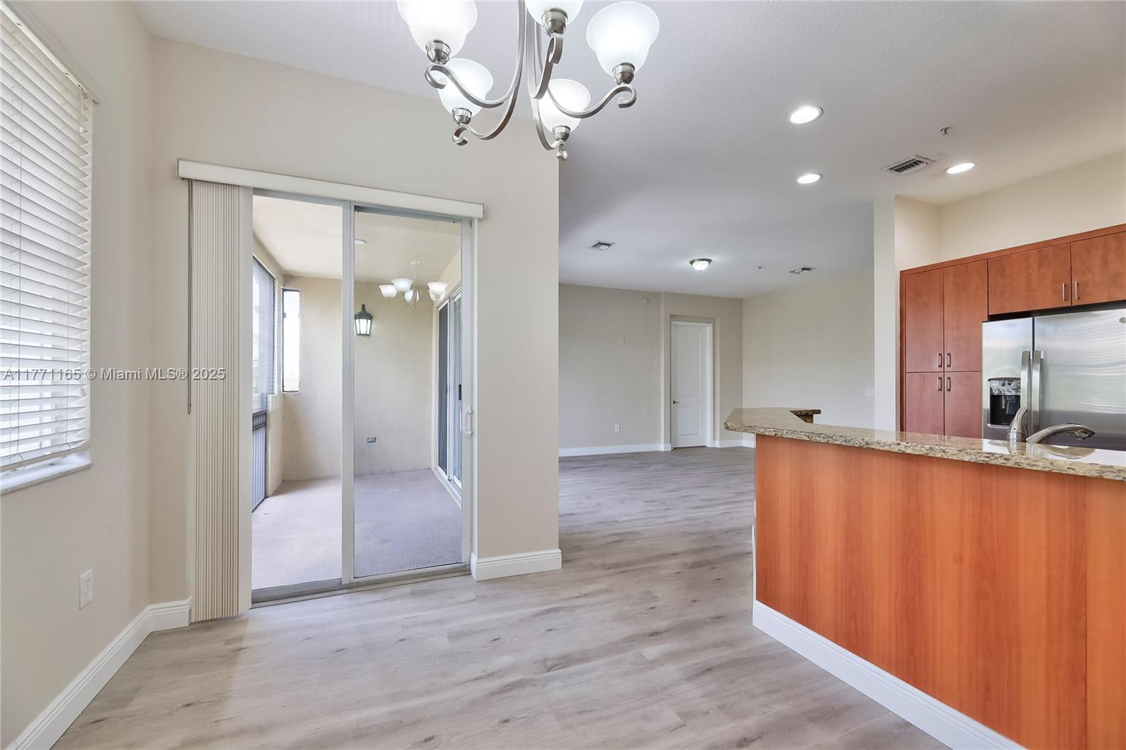 2901 NW 126th Ave # 422 Unit: 2-422