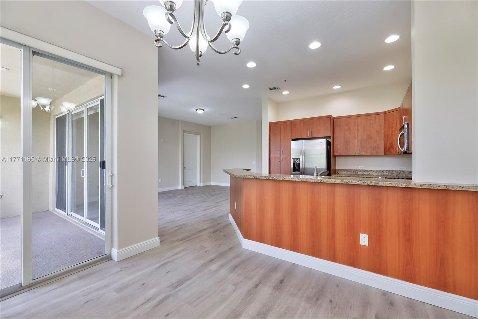 2901 NW 126th Ave # 422 Unit: 2-422