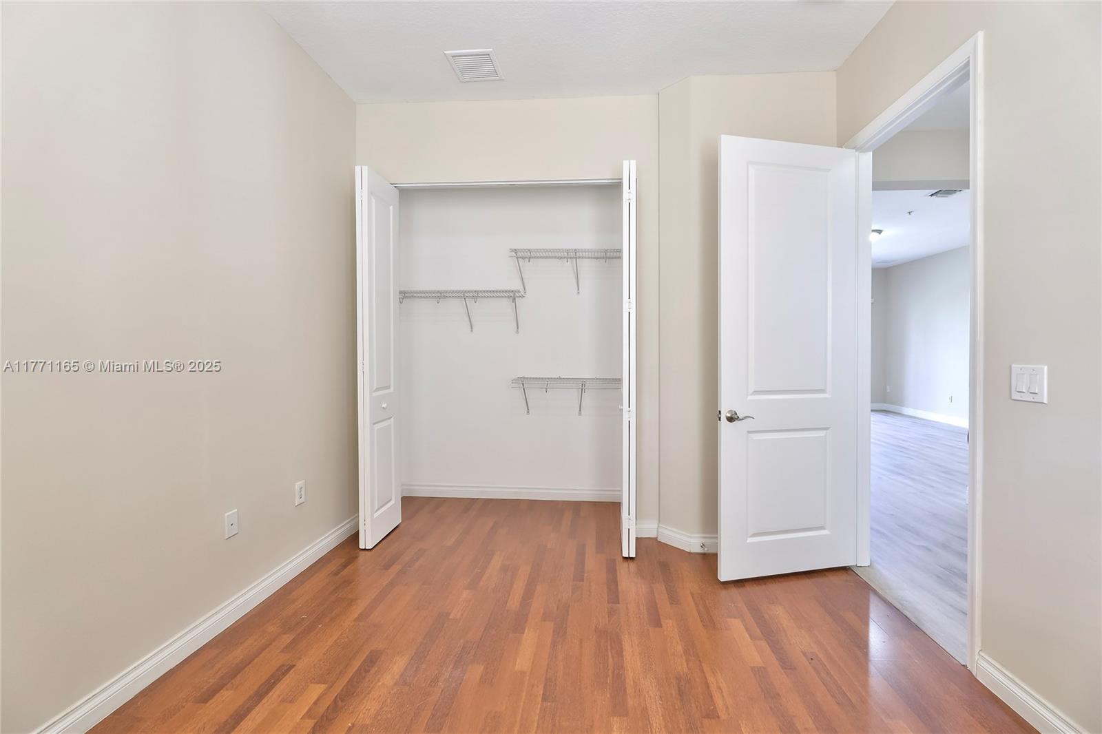 2901 NW 126th Ave # 422 Unit: 2-422