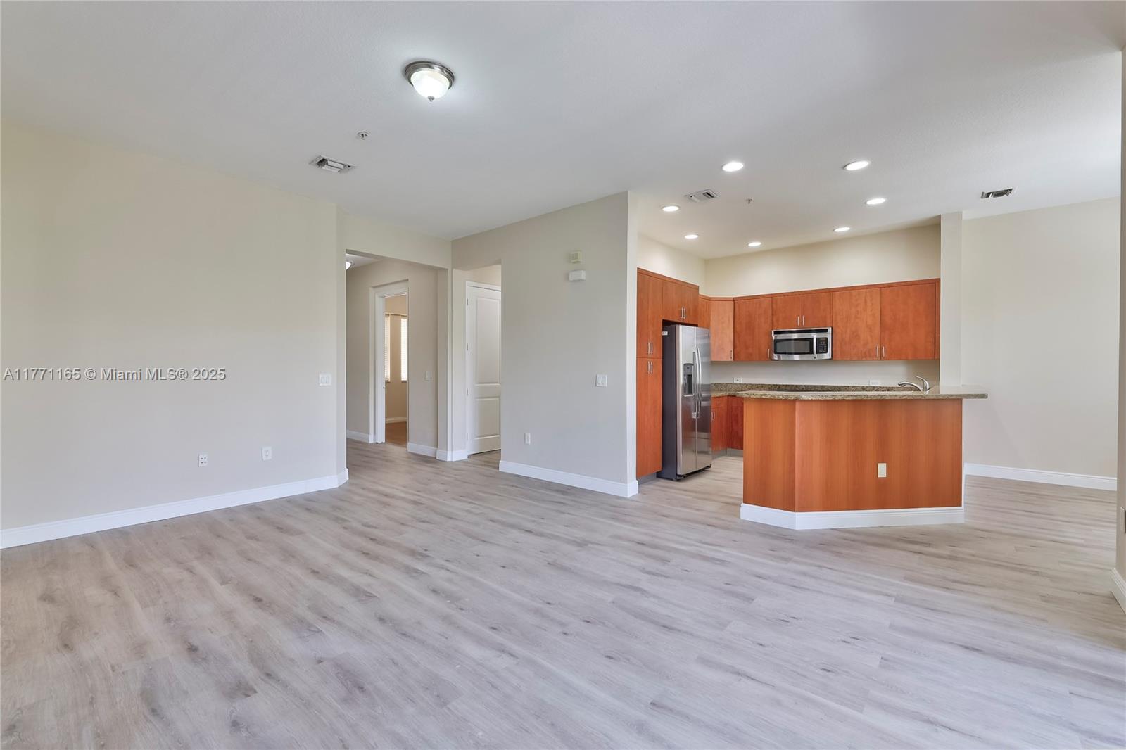 2901 NW 126th Ave # 422 Unit: 2-422