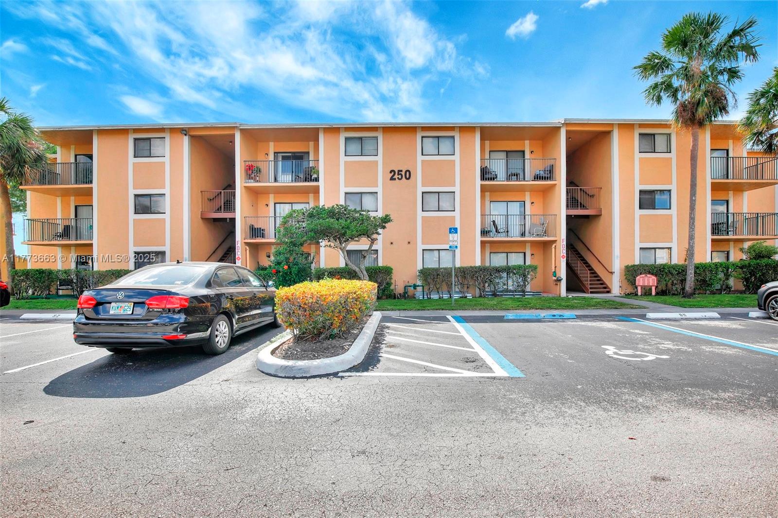 250 W Palm Cir W # 301