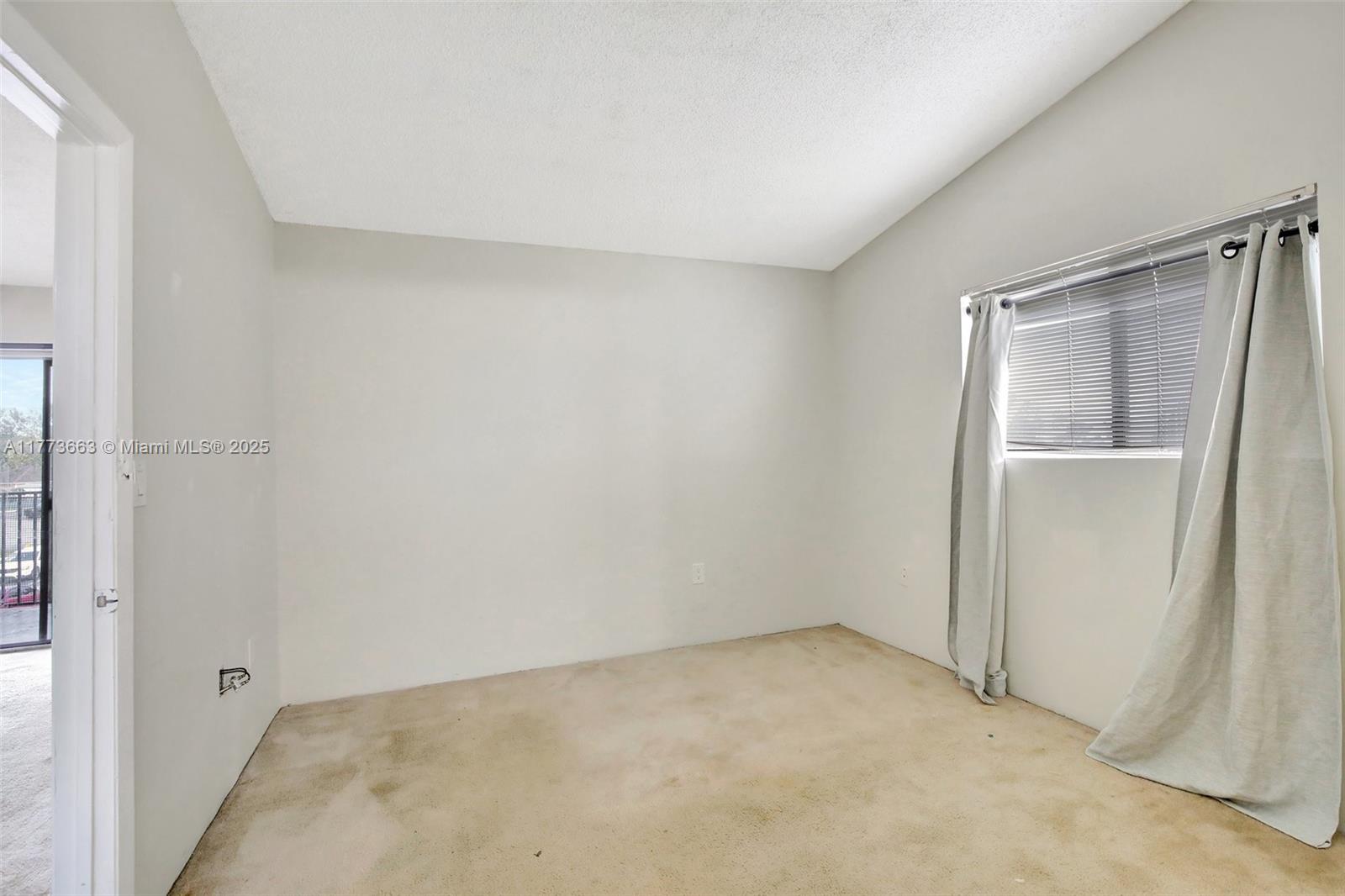 250 W Palm Cir W # 301