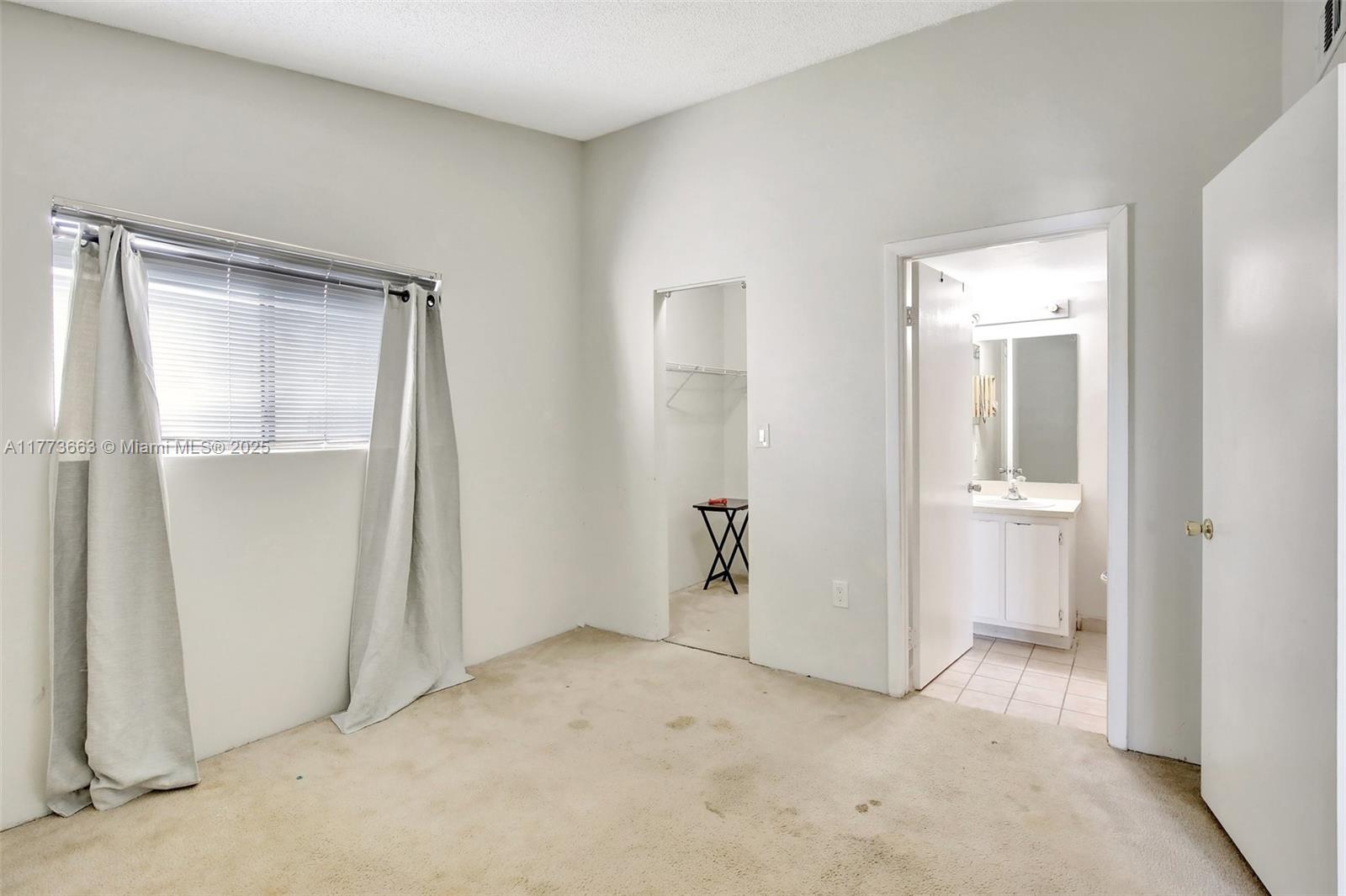 250 W Palm Cir W # 301