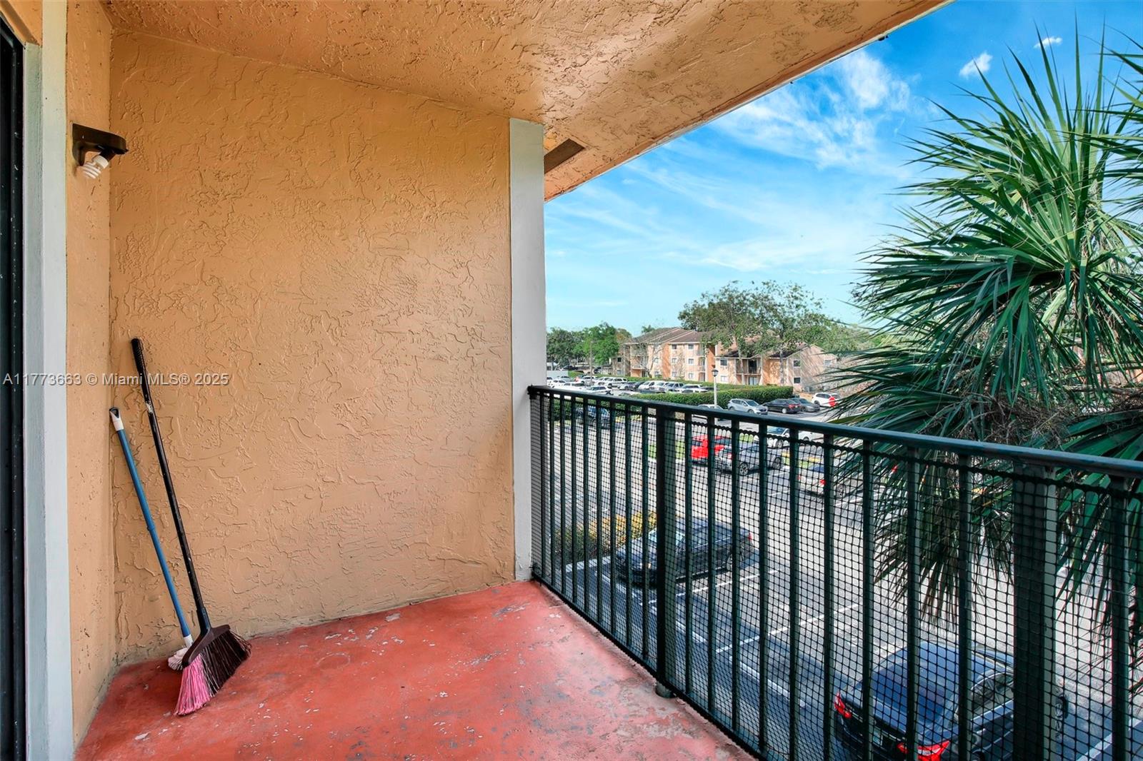250 W Palm Cir W # 301