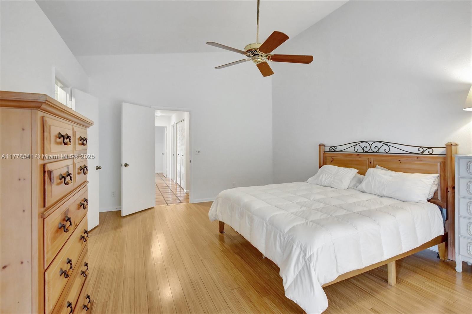 3272 Beechberry Cir