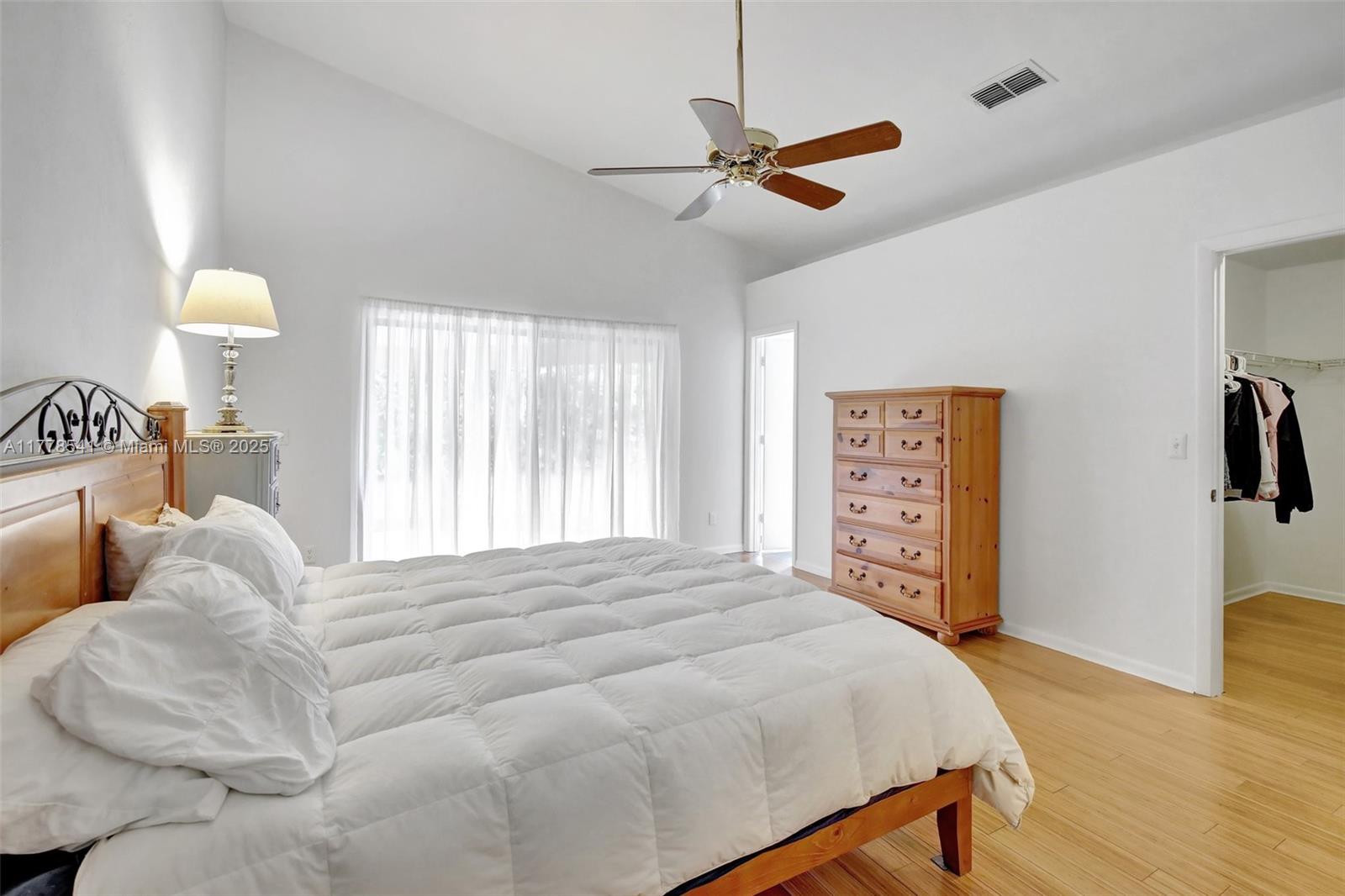 3272 Beechberry Cir