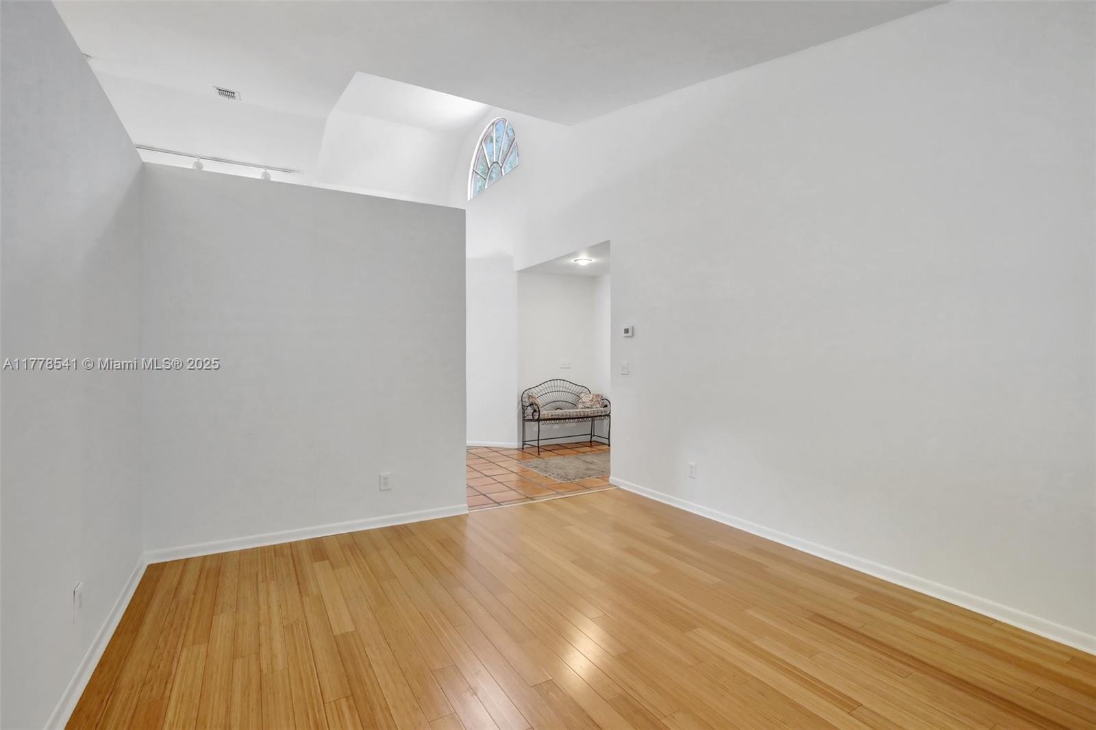 3272 Beechberry Cir