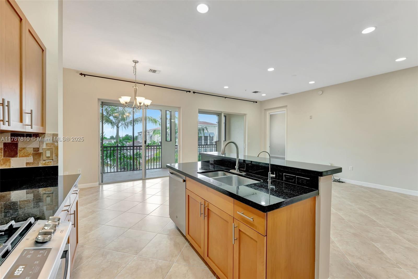 3020 NW 125th Ave # 412