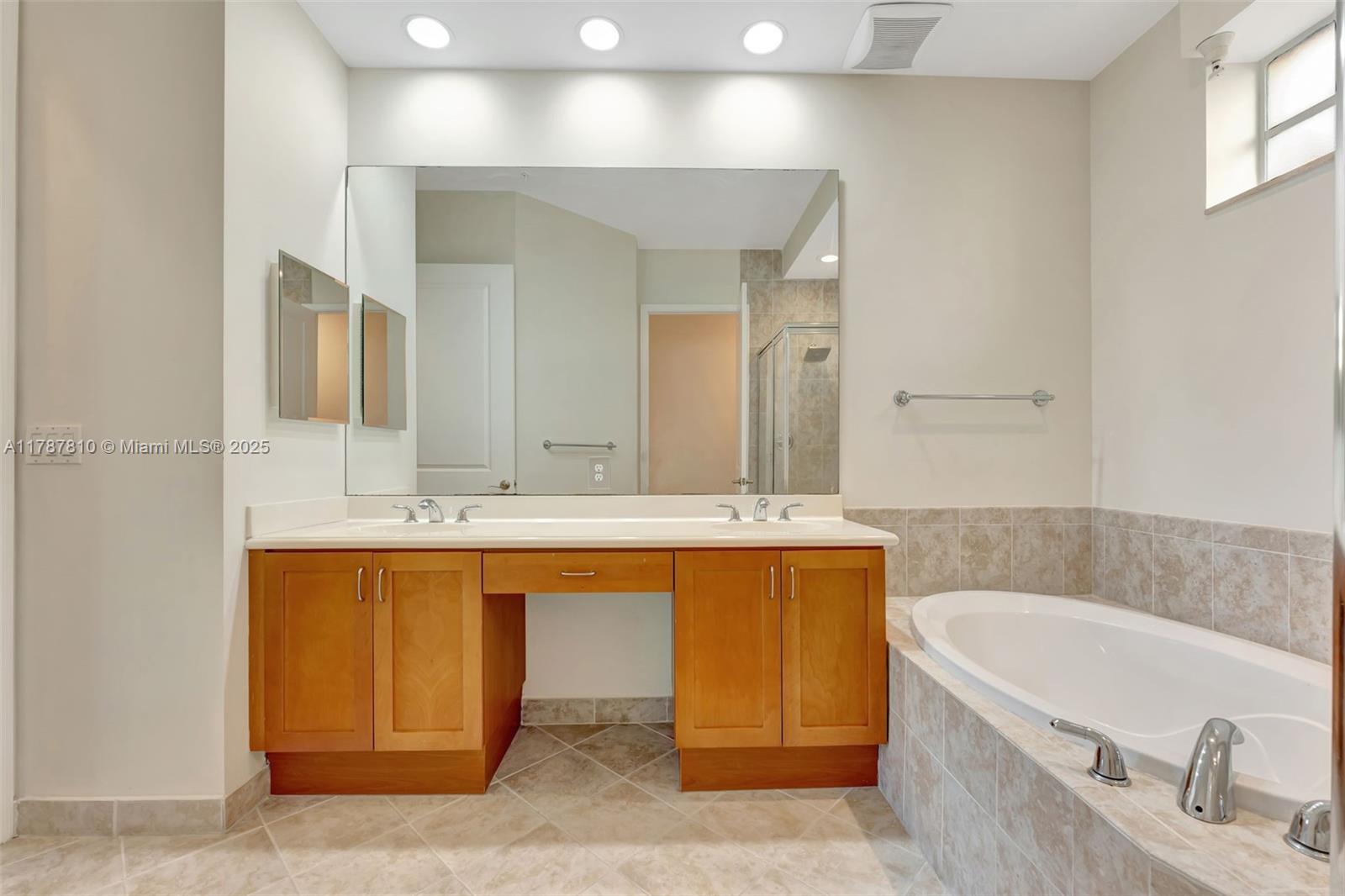3020 NW 125th Ave # 412