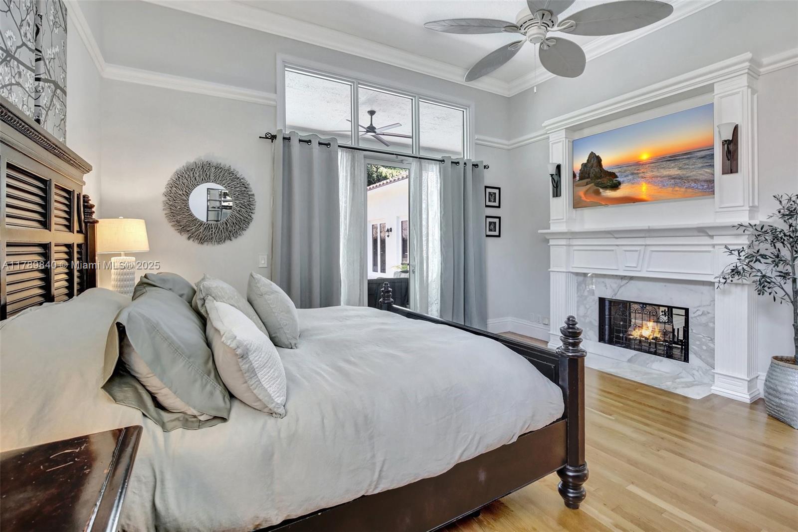 3082 Lakewood Cir