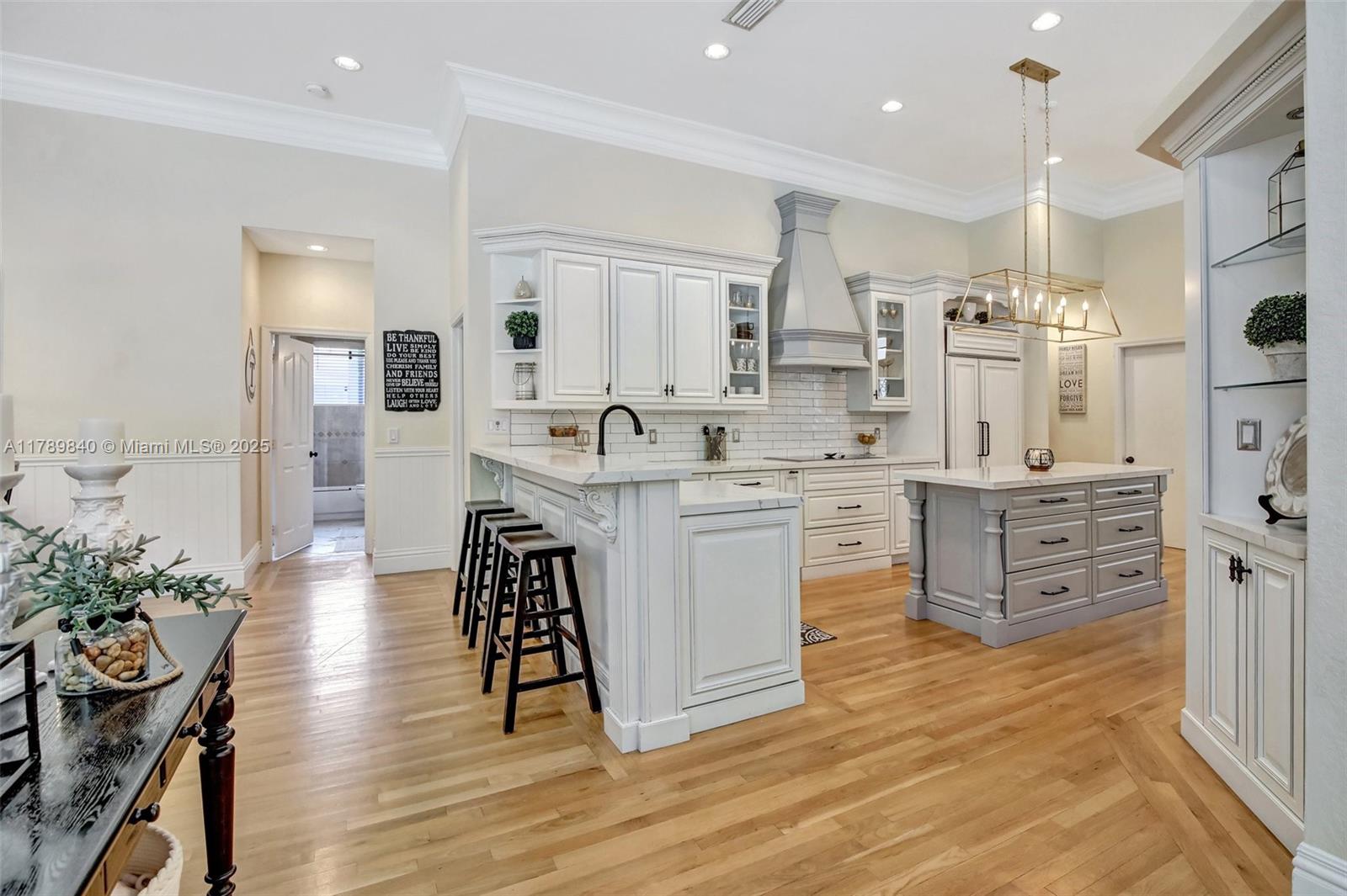 3082 Lakewood Cir
