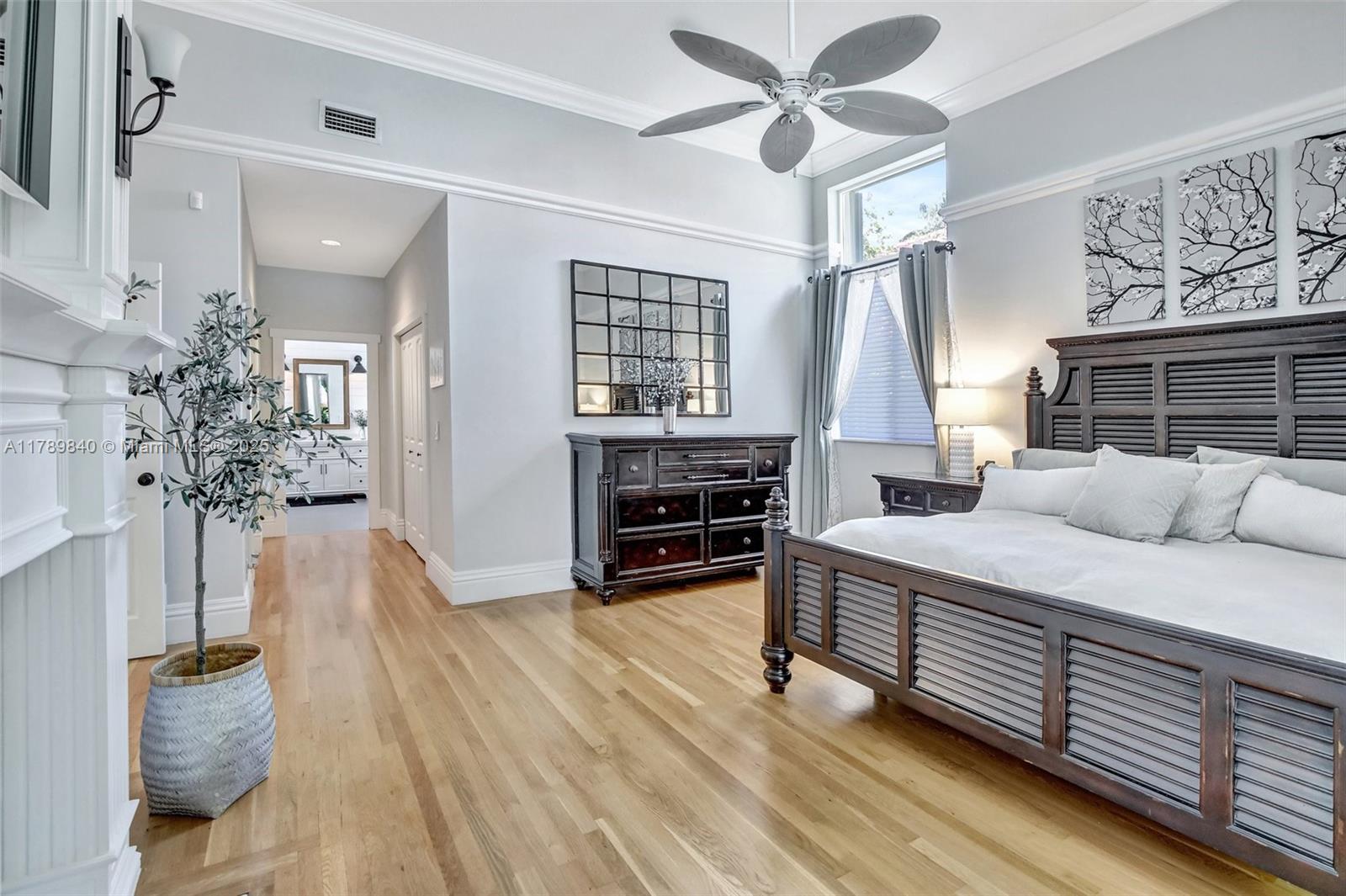3082 Lakewood Cir