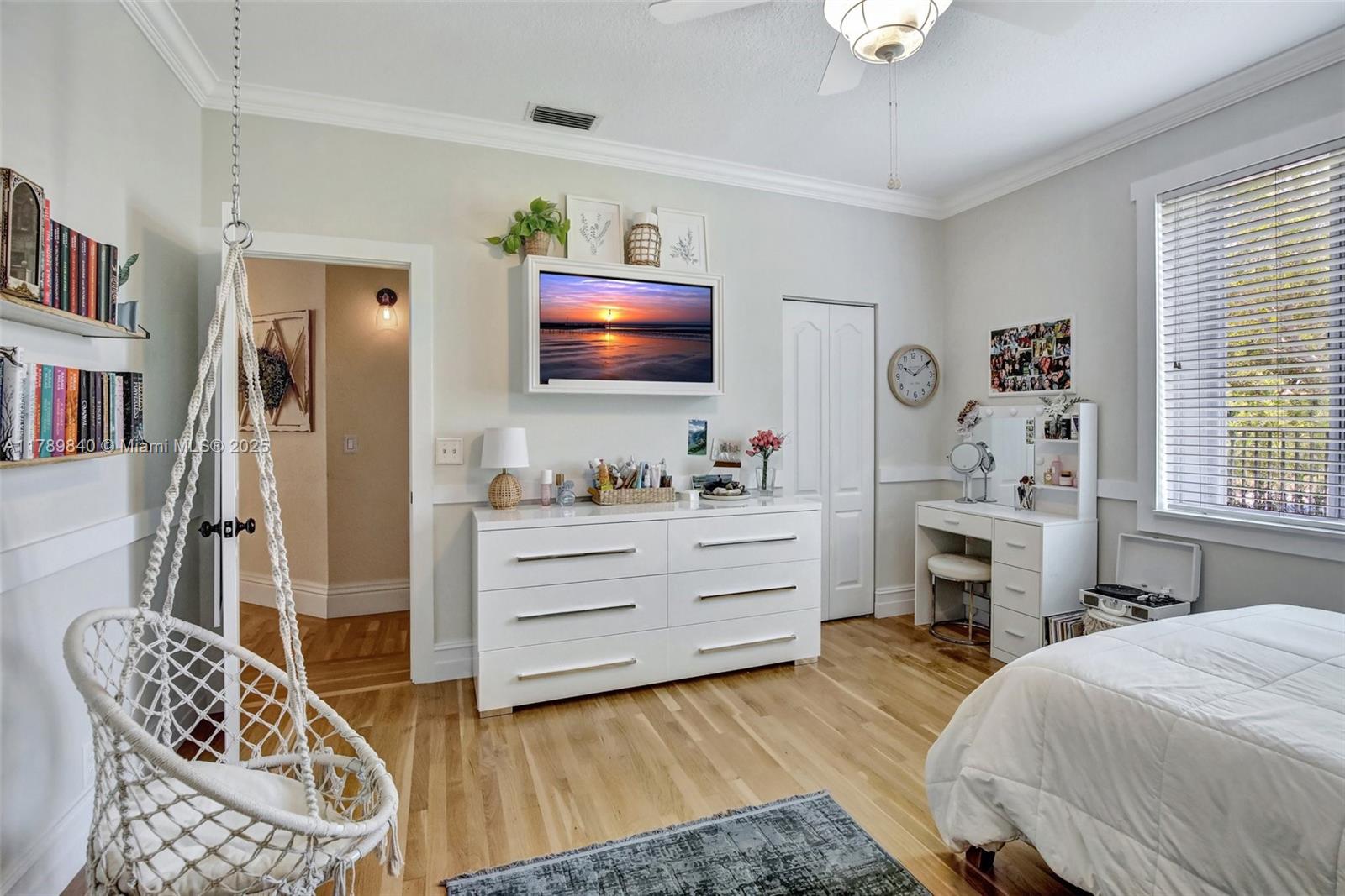 3082 Lakewood Cir
