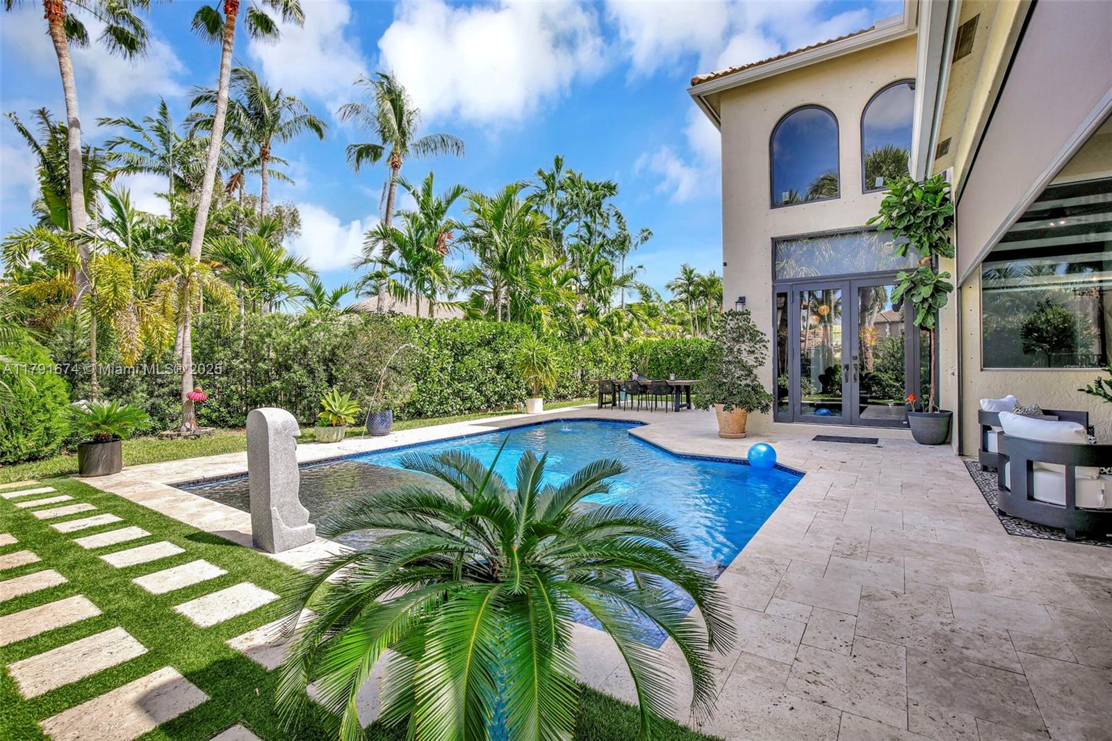 3260 SW 189th Ave