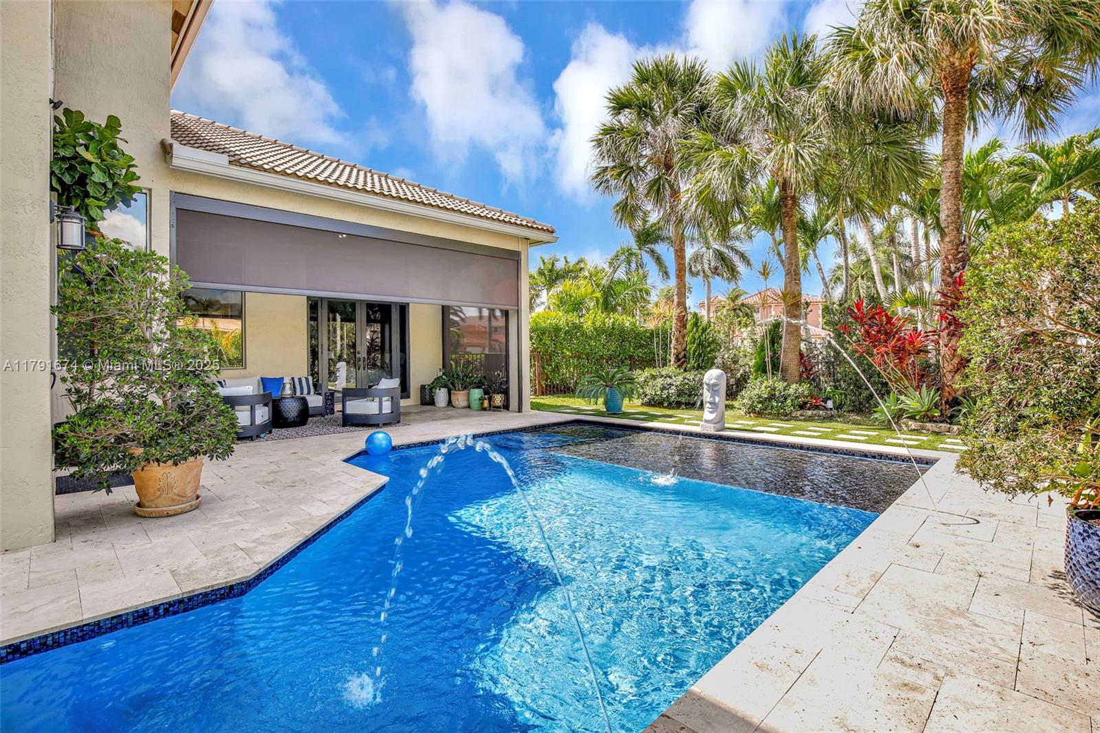 3260 SW 189th Ave