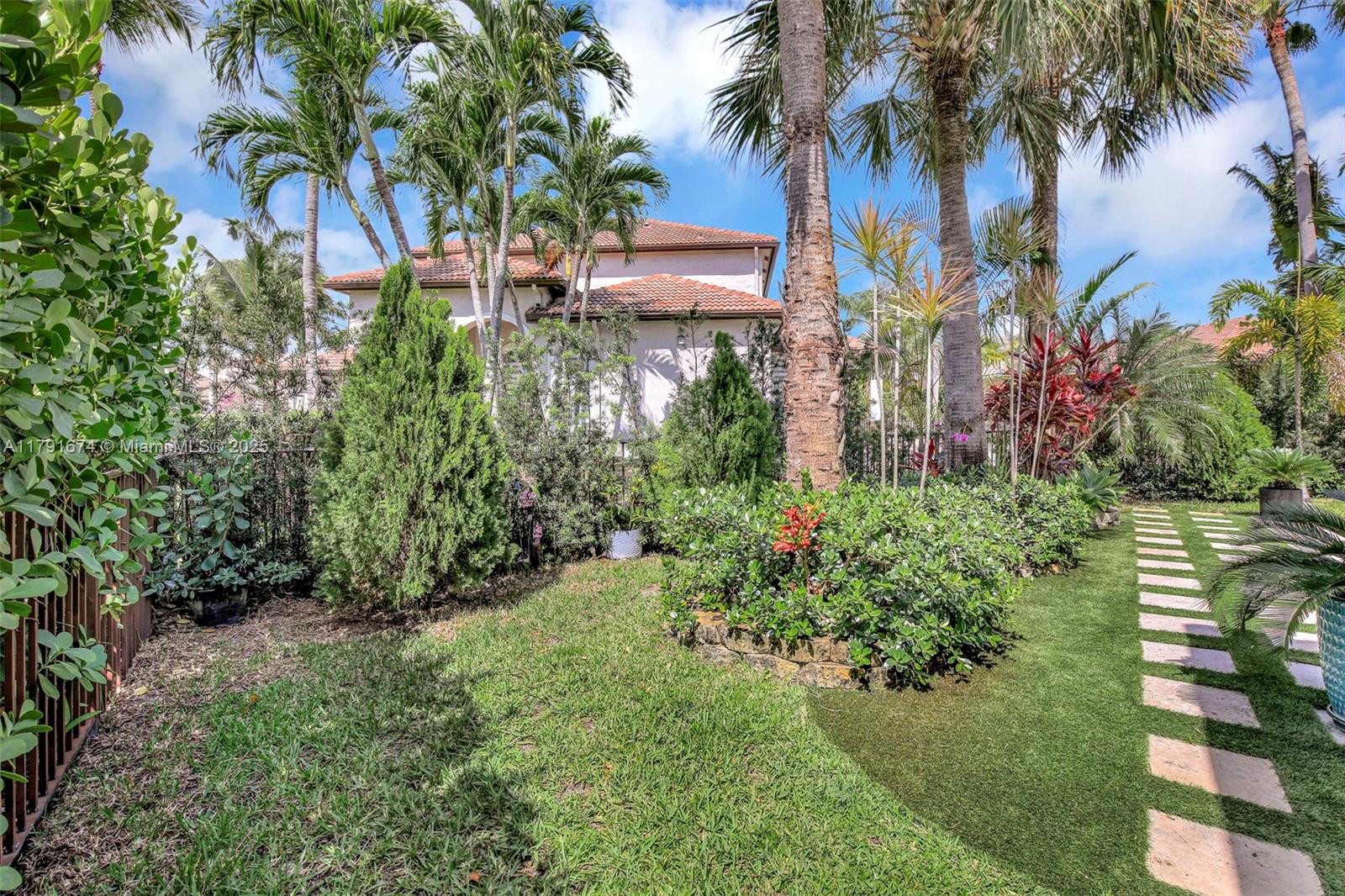 3260 SW 189th Ave
