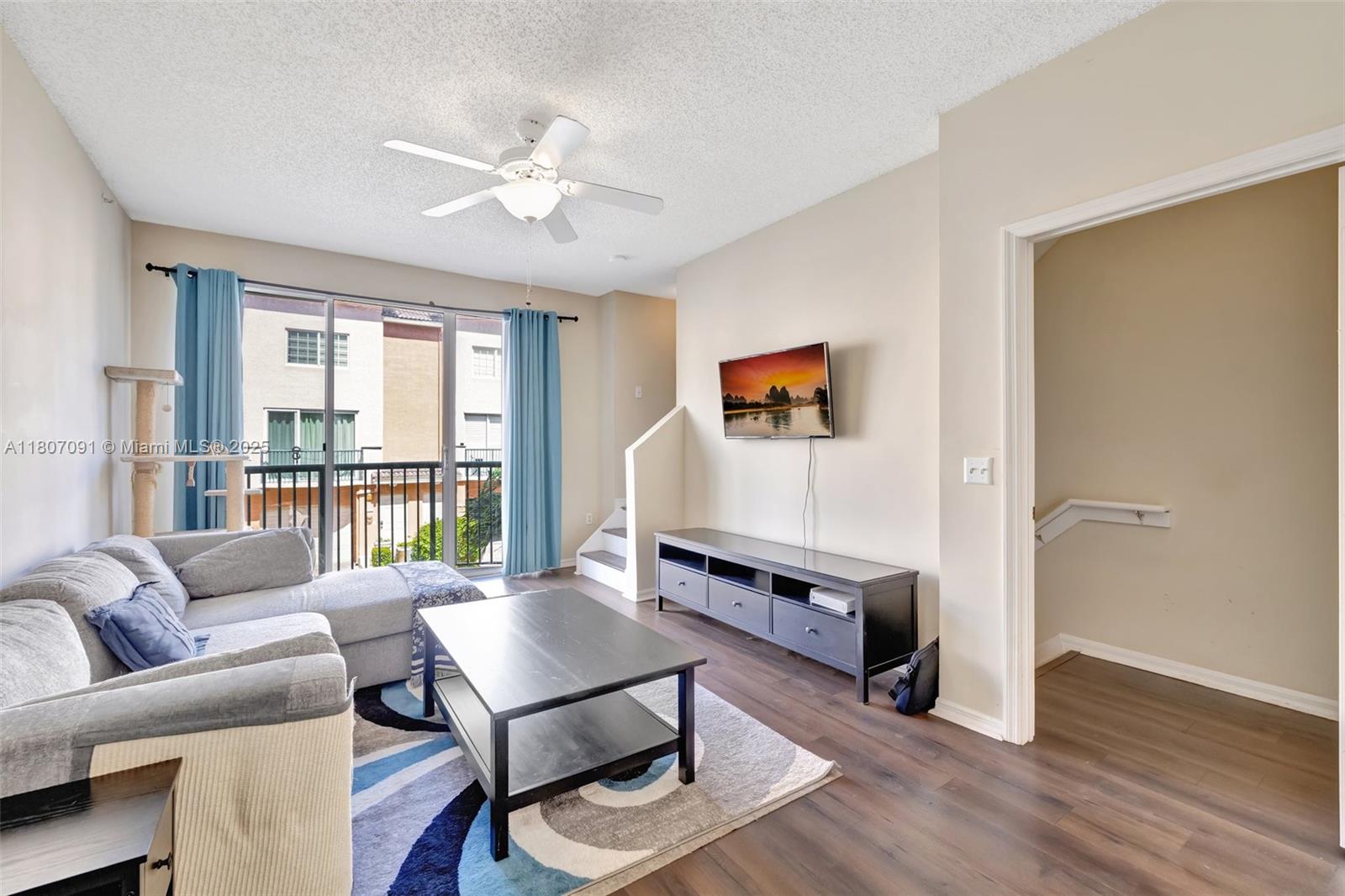 2107 SE 10th Ave # 823