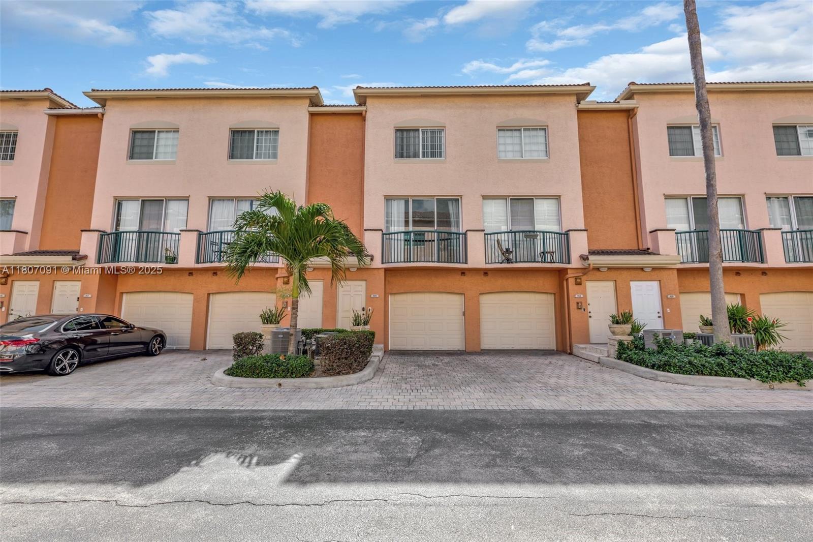 2107 SE 10th Ave # 823