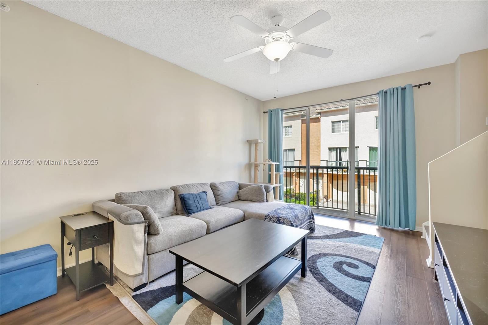 2107 SE 10th Ave # 823