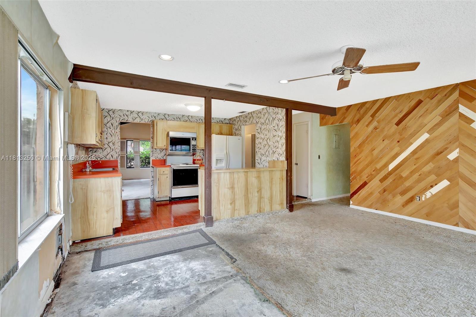 1360 NW 94th Ave