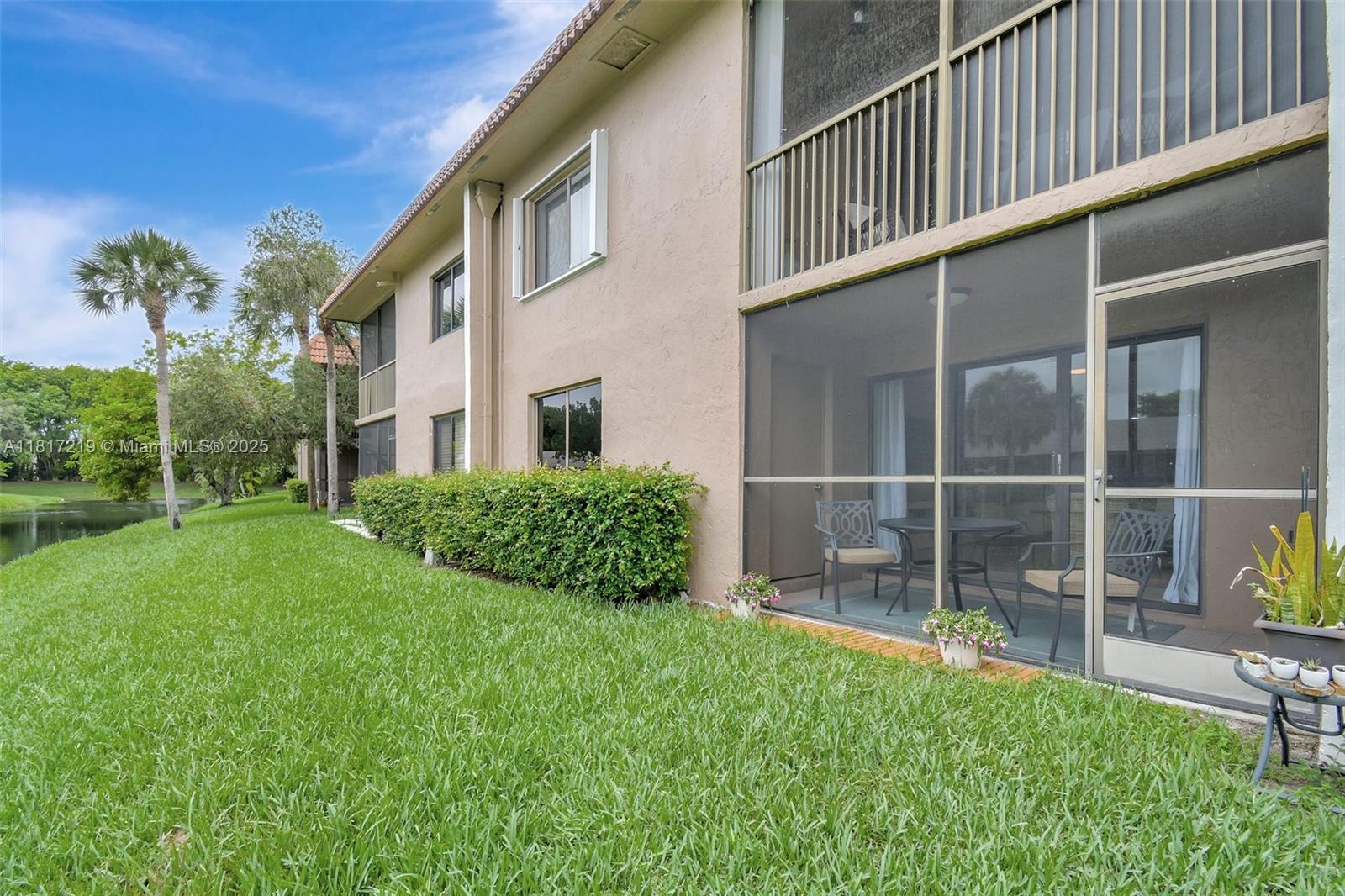 441 Lakeview Dr # 103